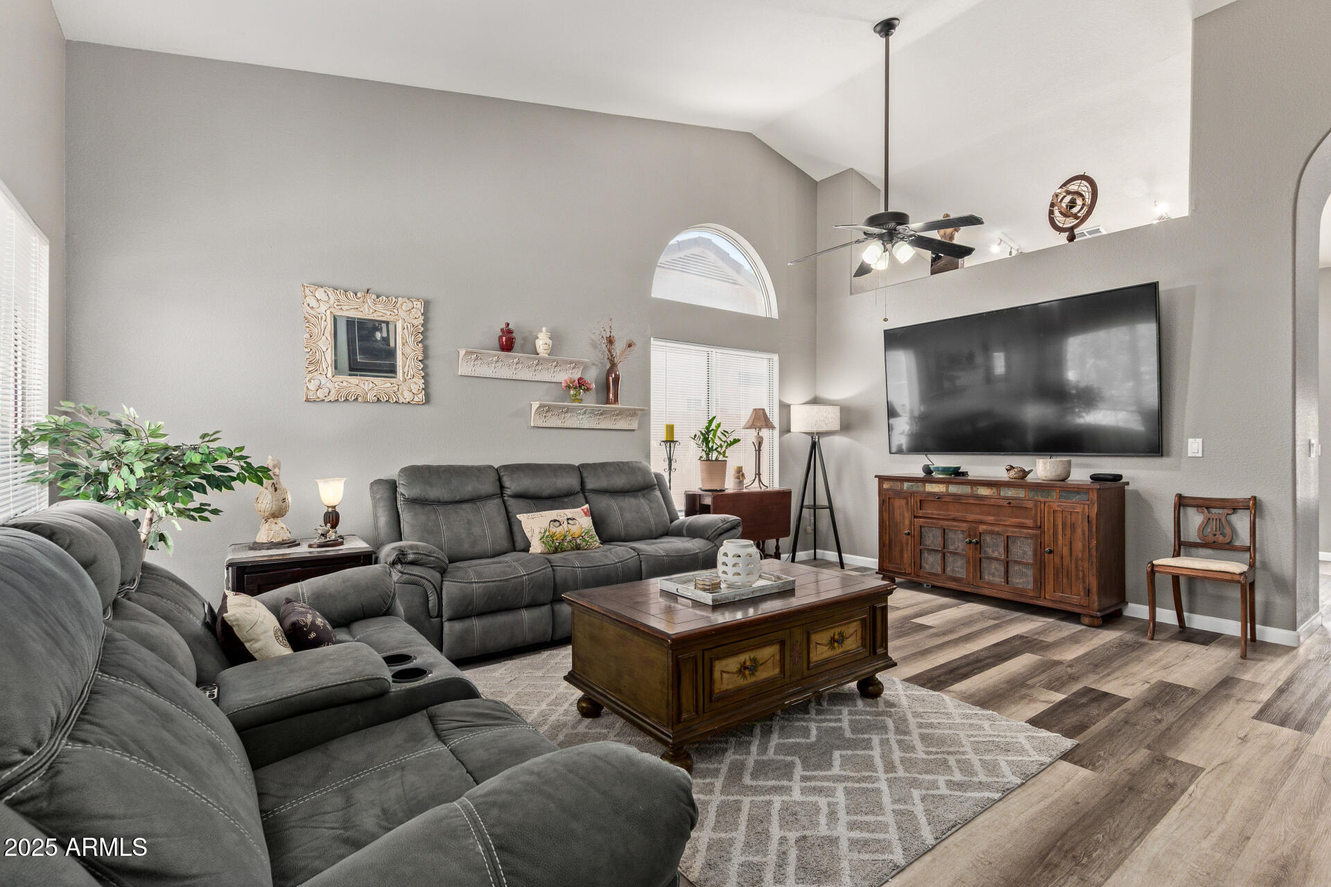 14817 W HONEYSUCKLE Lane