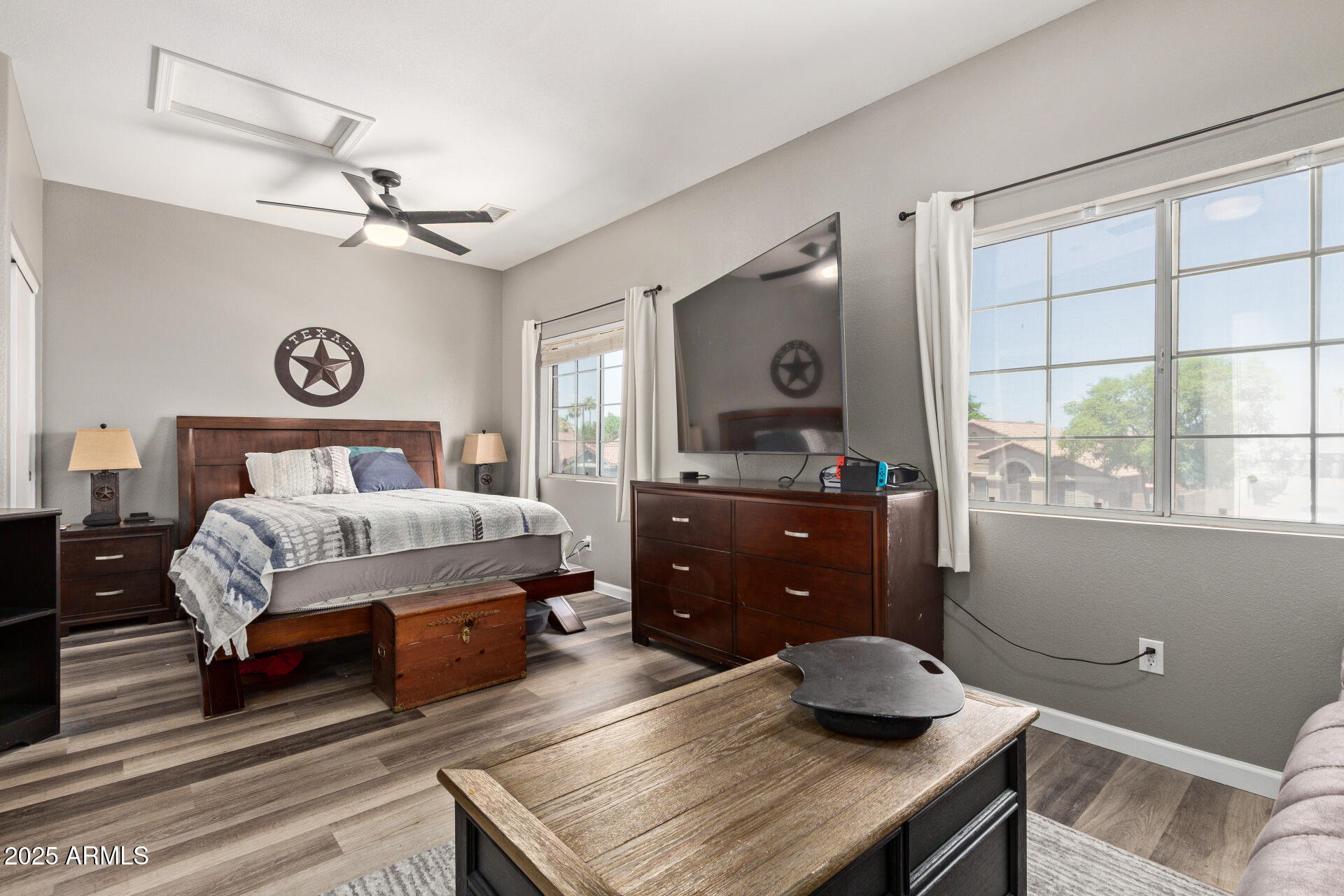 14817 W HONEYSUCKLE Lane