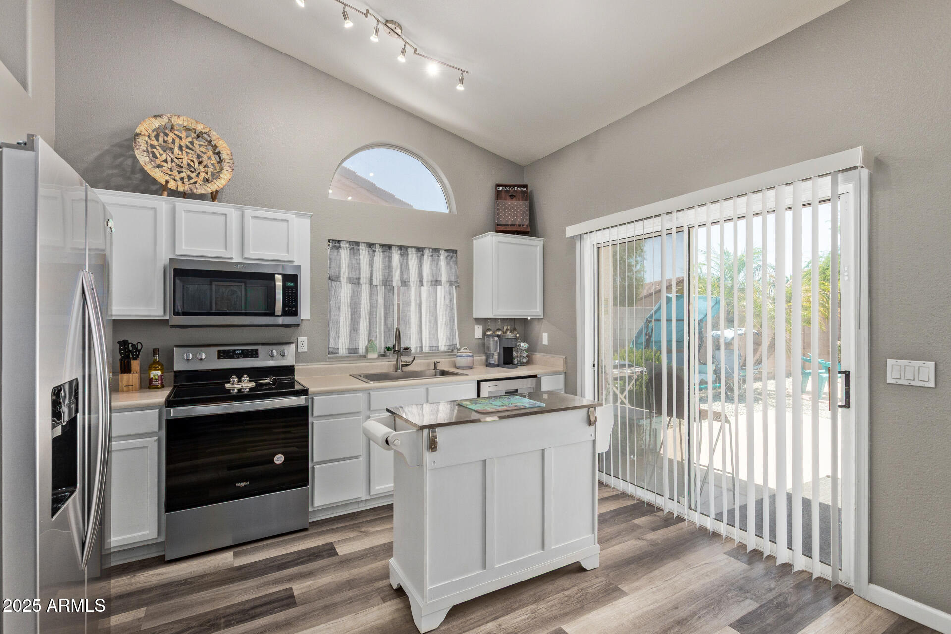 14817 W HONEYSUCKLE Lane