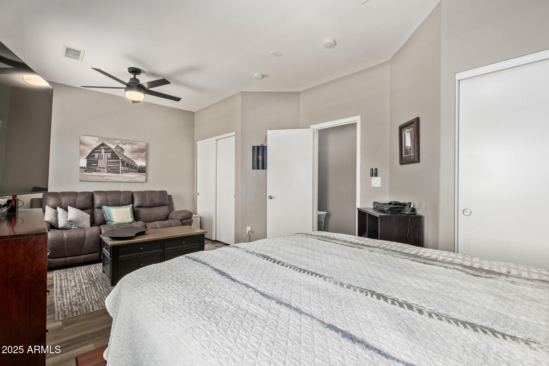 14817 W HONEYSUCKLE Lane