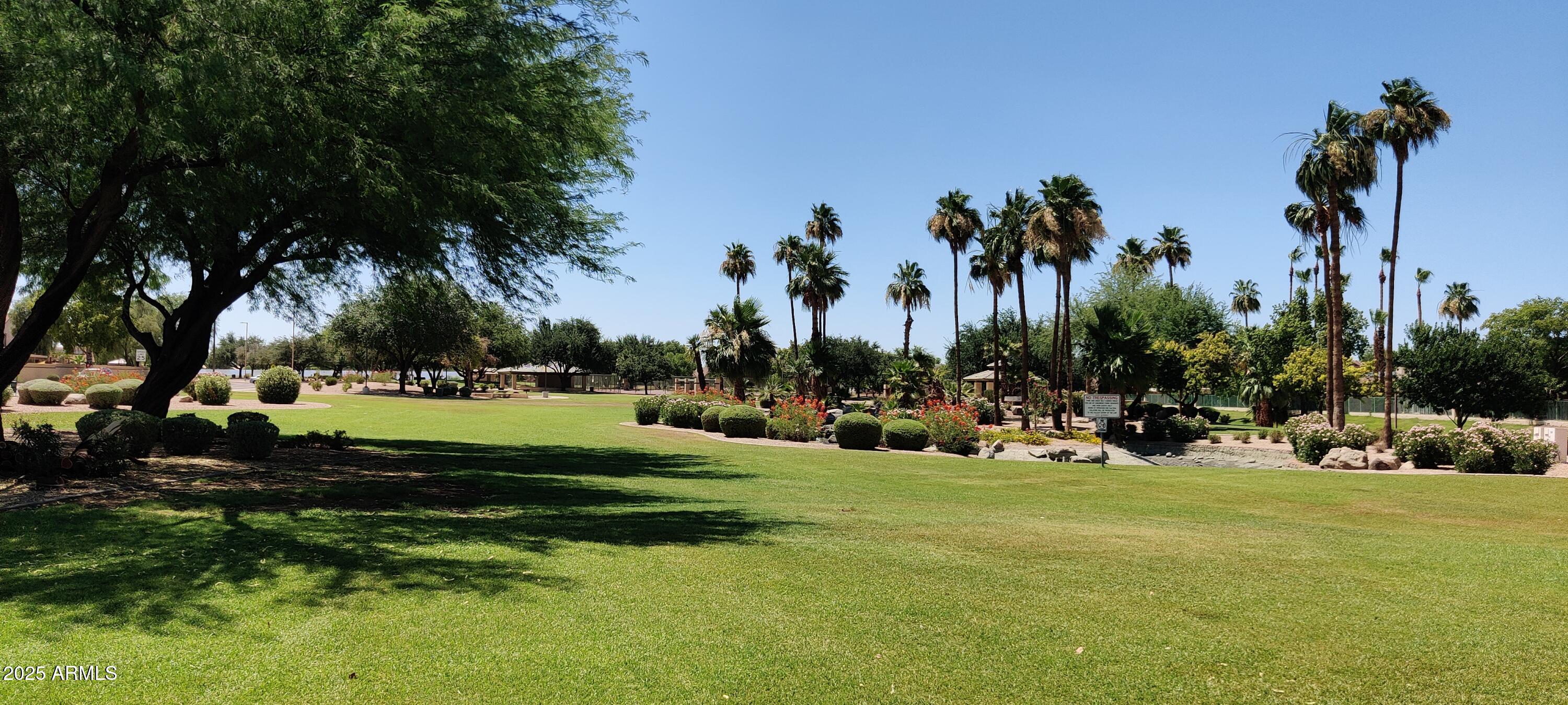 14817 W HONEYSUCKLE Lane