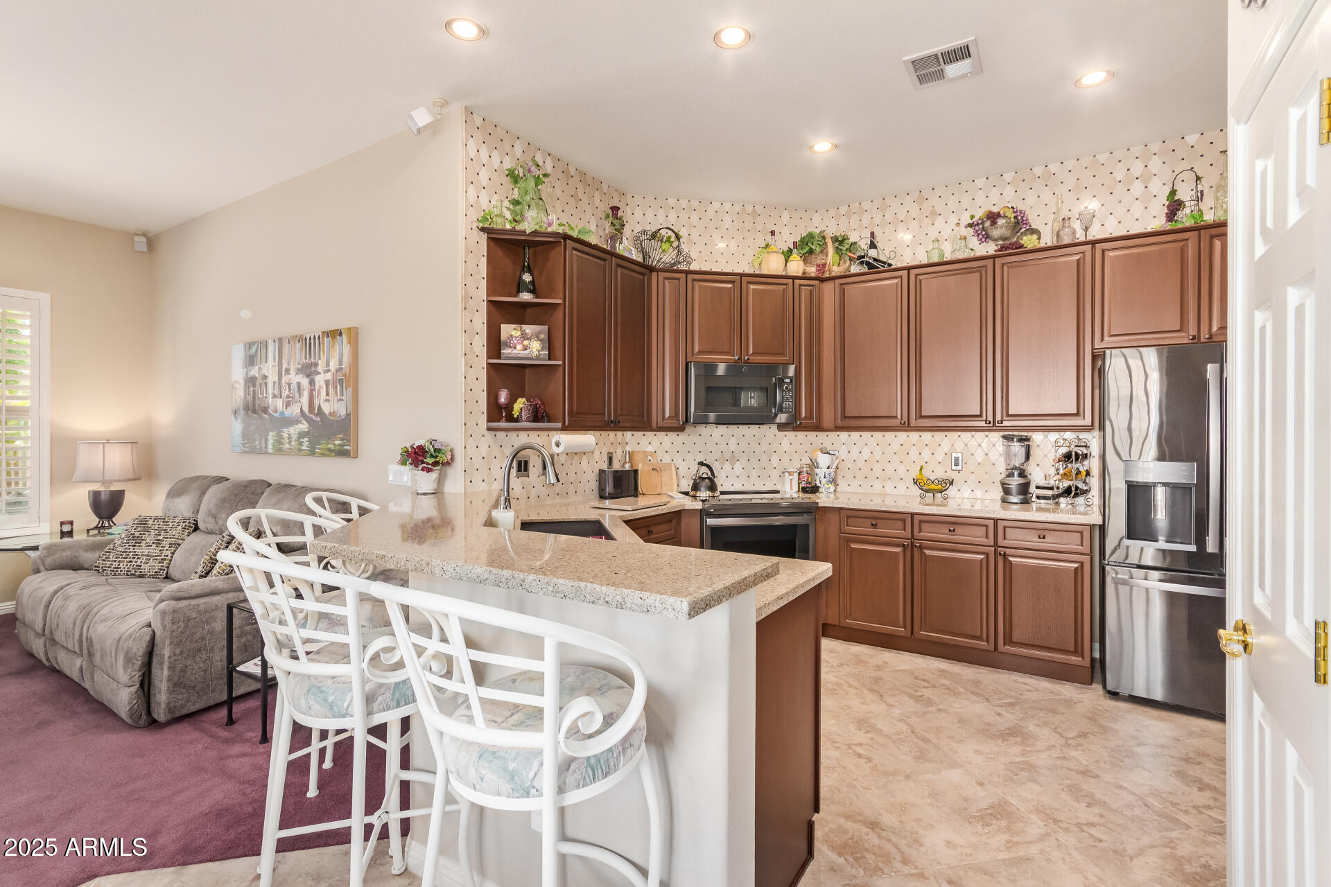 667 N Cambridge Street