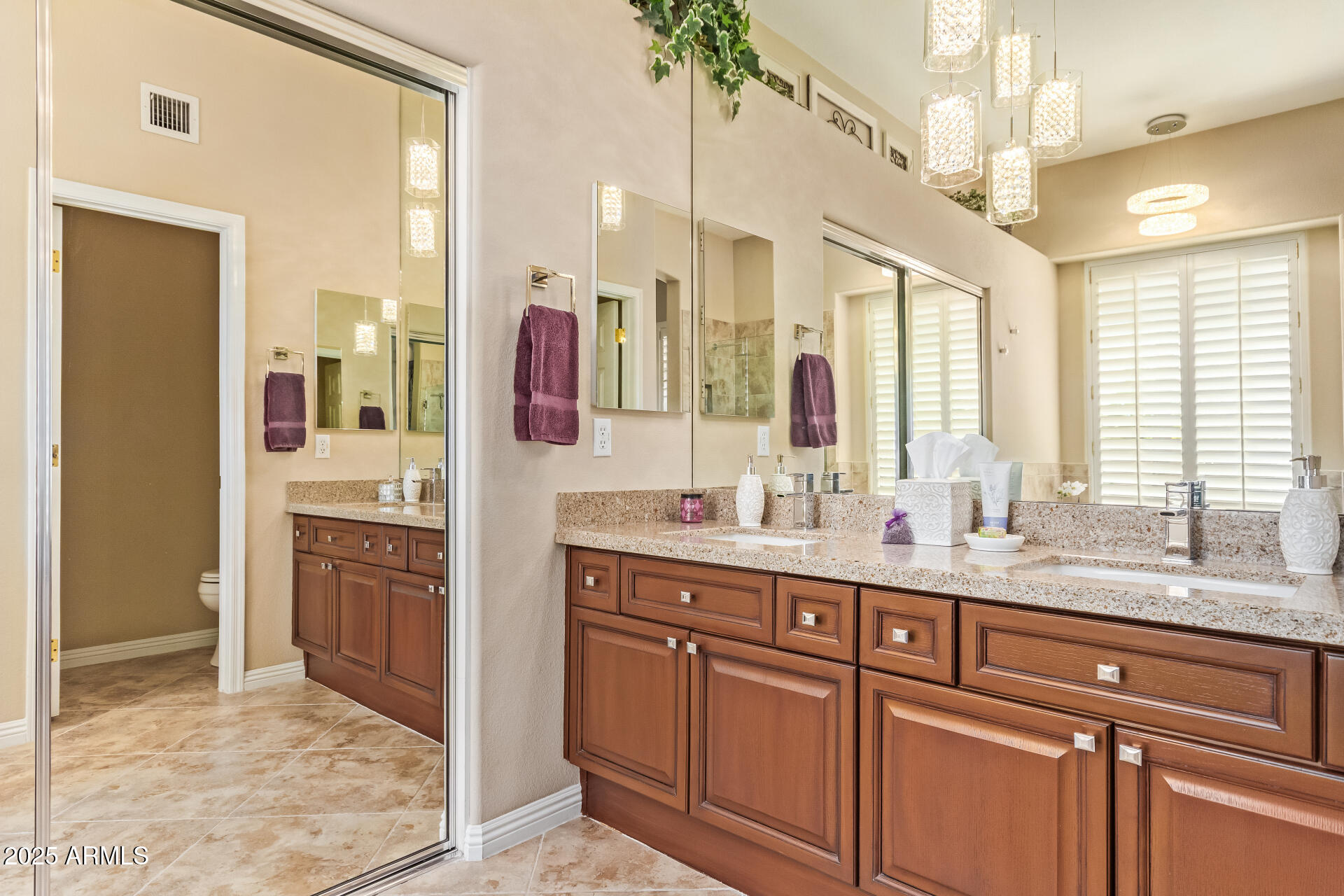 667 N Cambridge Street