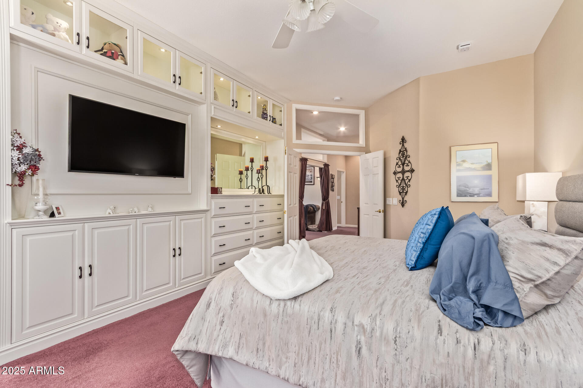 667 N Cambridge Street