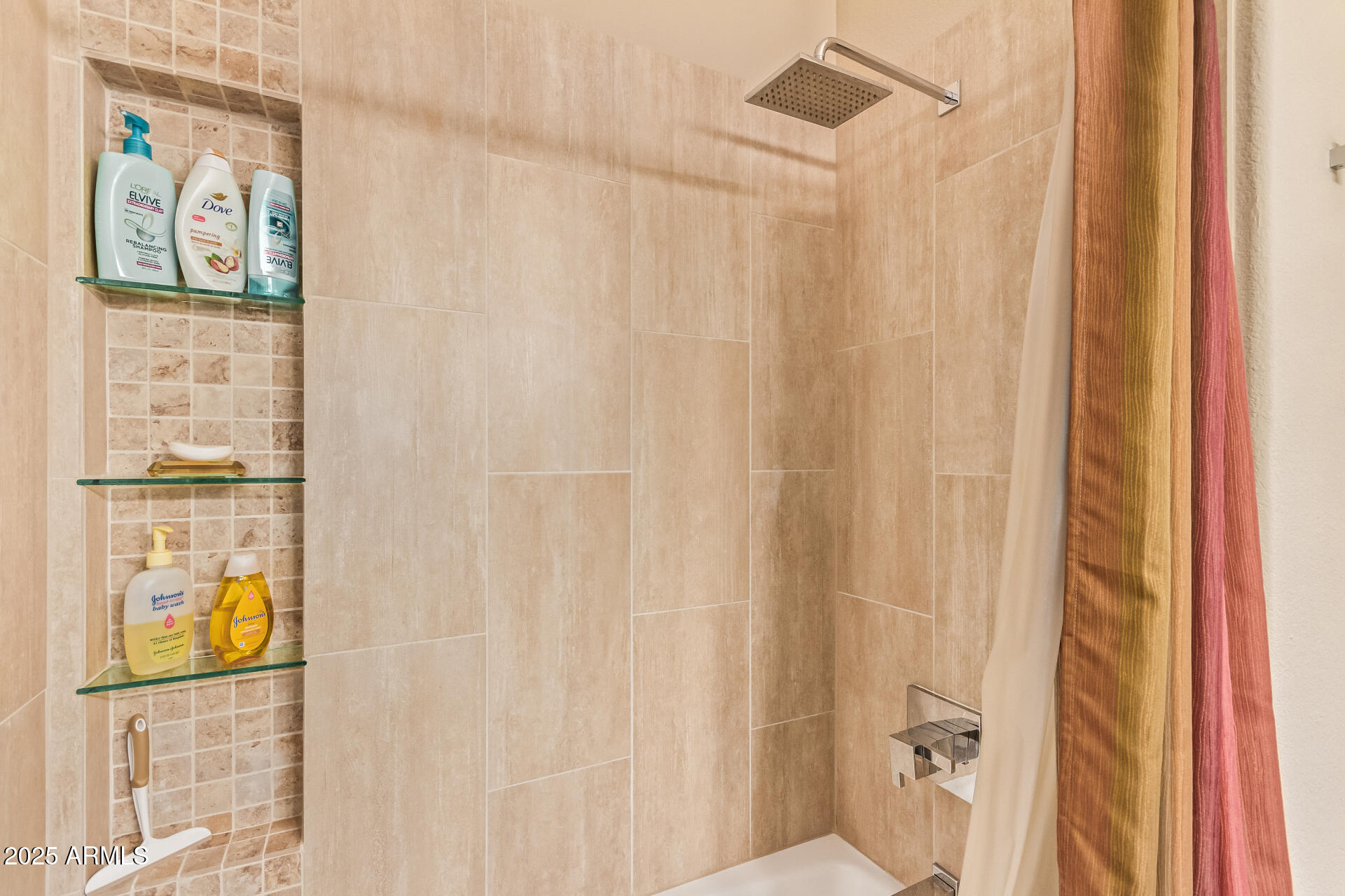 667 N Cambridge Street