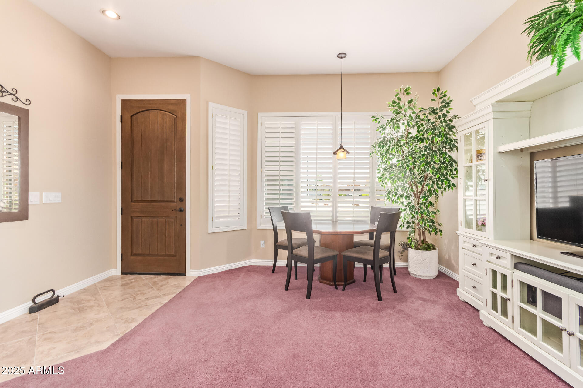 667 N Cambridge Street