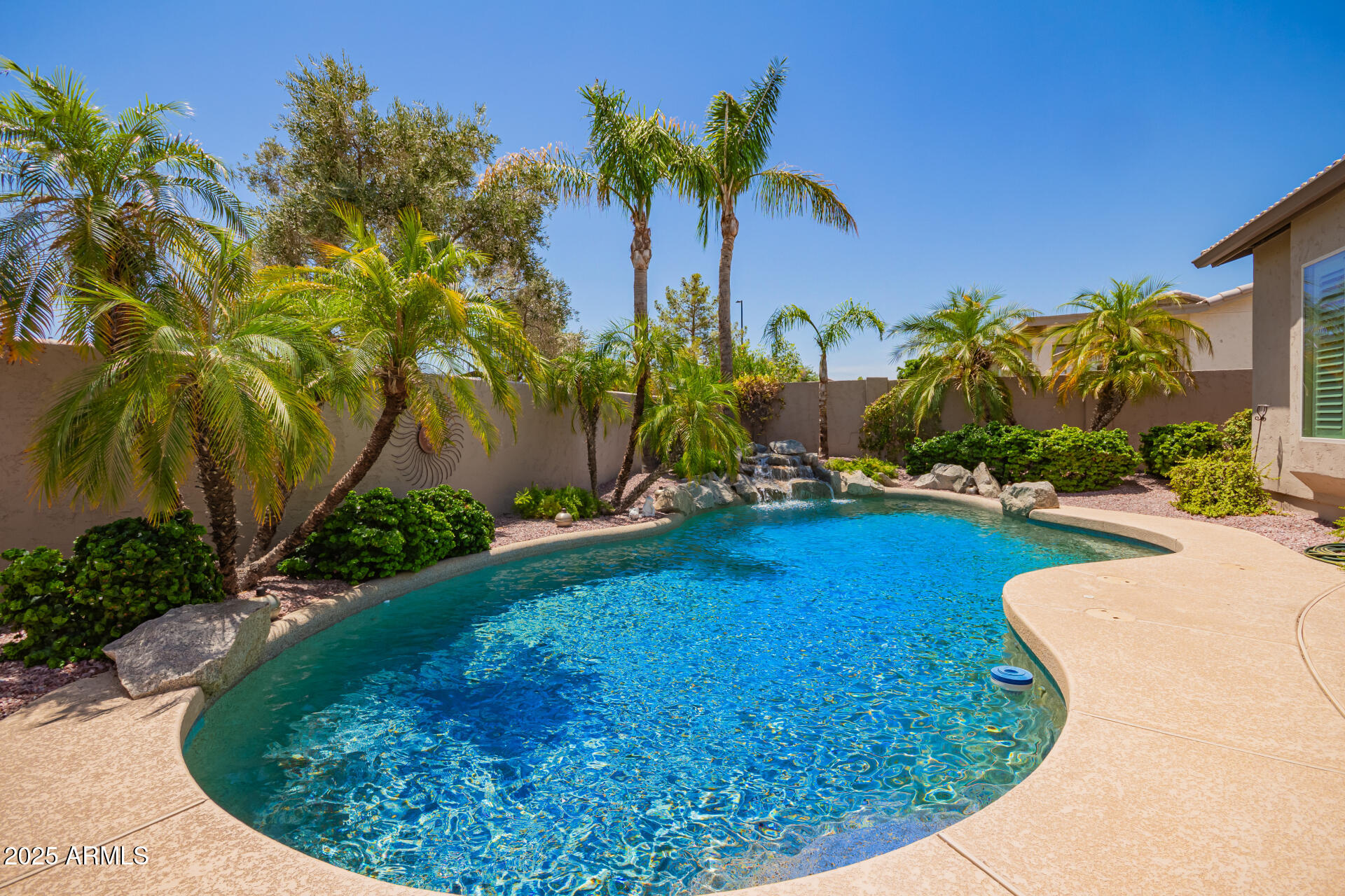 667 N Cambridge Street