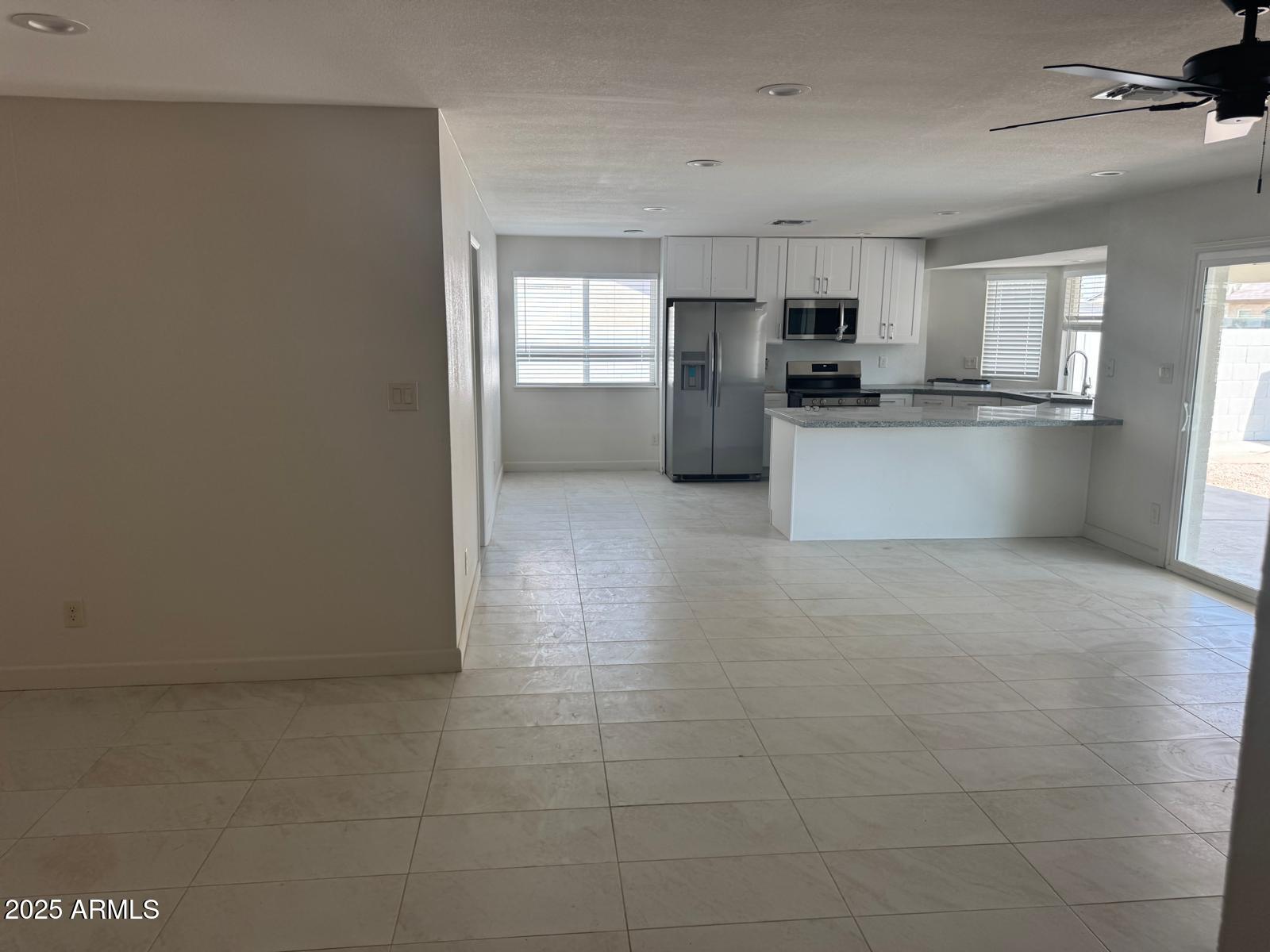 8837 W HIGHLAND Avenue