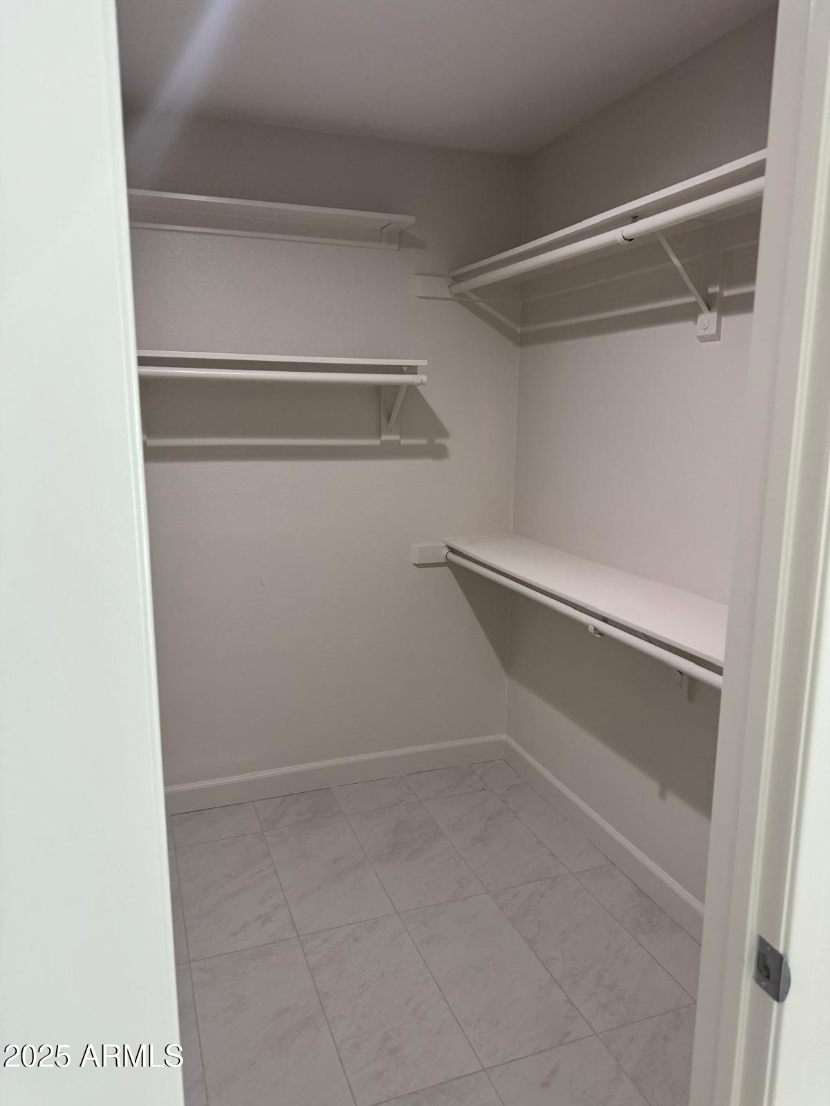 8837 W HIGHLAND Avenue