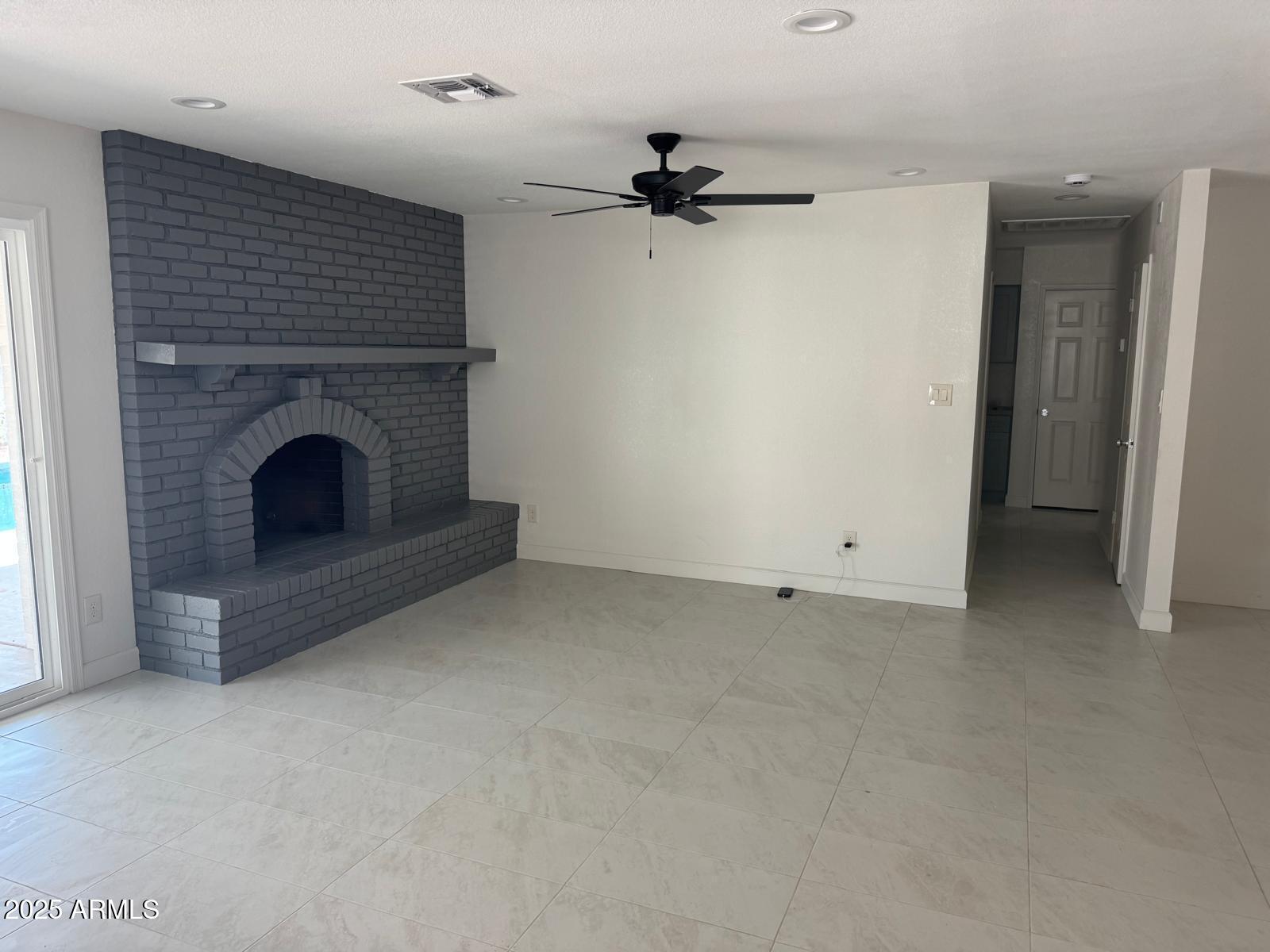 8837 W HIGHLAND Avenue