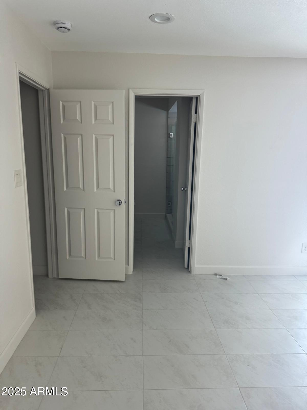 8837 W HIGHLAND Avenue