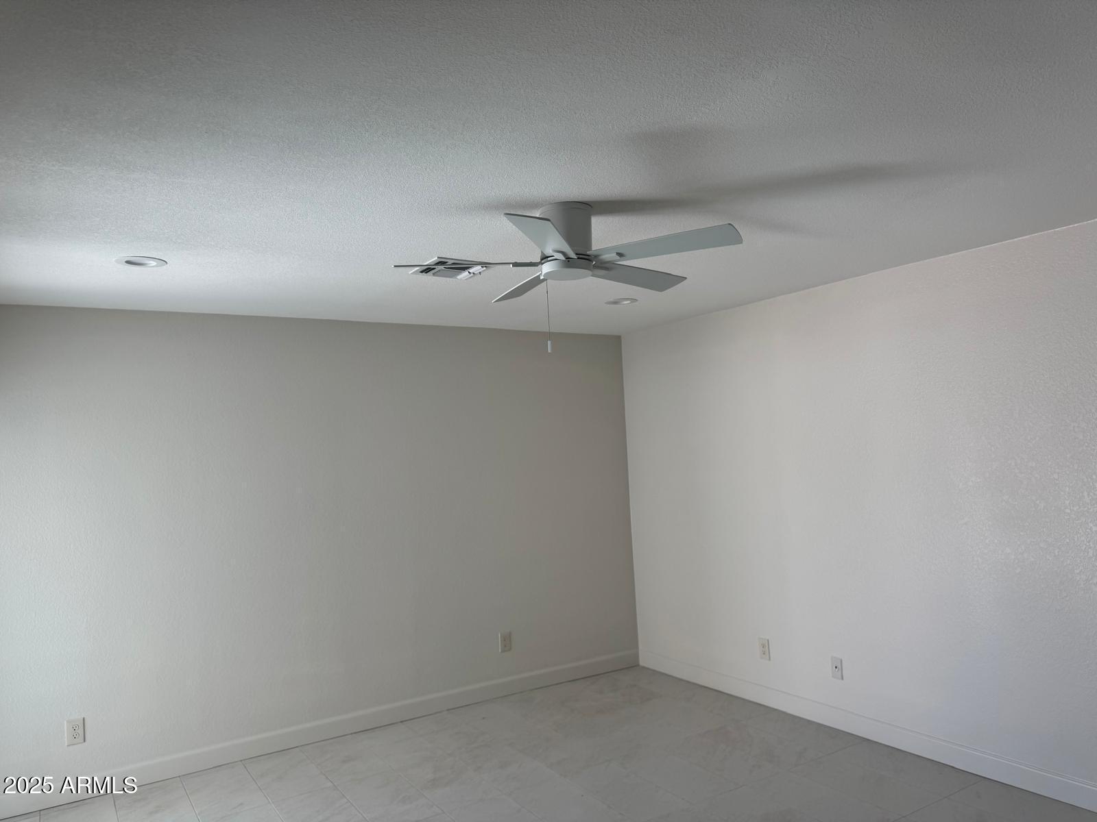 8837 W HIGHLAND Avenue