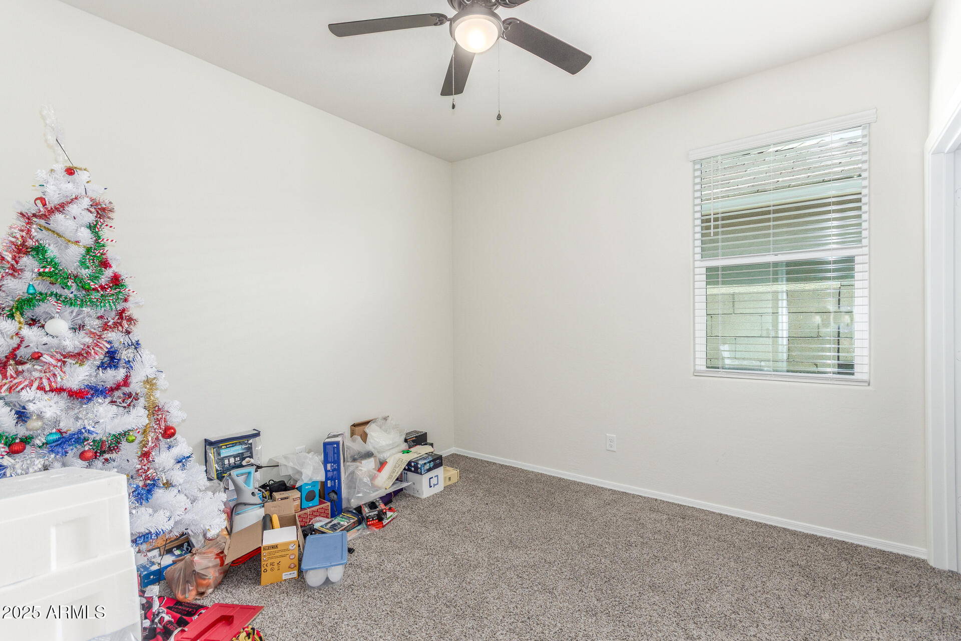 1160 W AVALON CANYON Drive