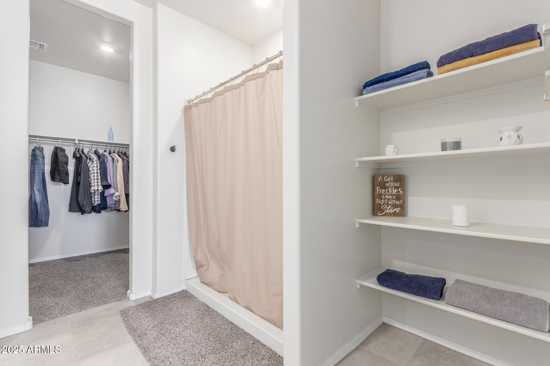 1160 W AVALON CANYON Drive