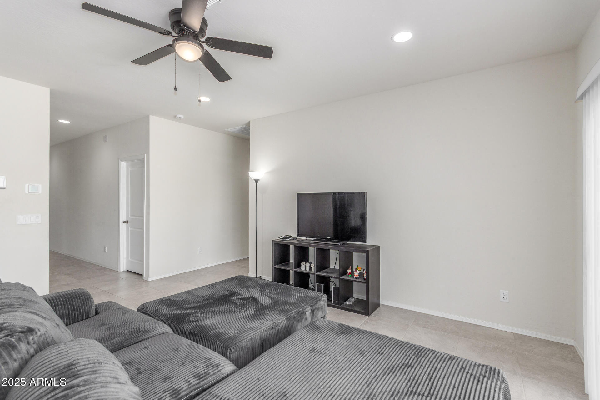 1160 W AVALON CANYON Drive