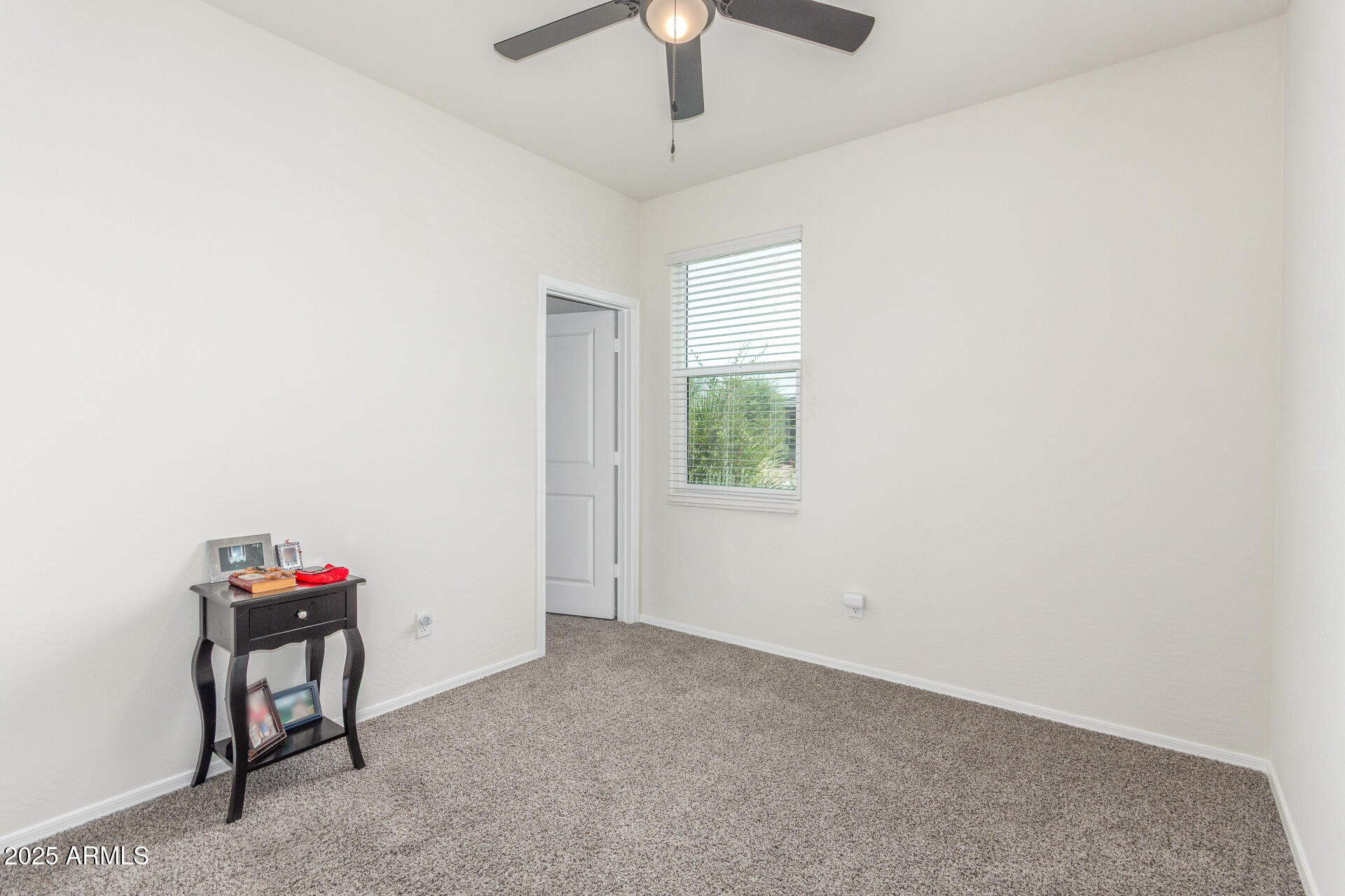 1160 W AVALON CANYON Drive