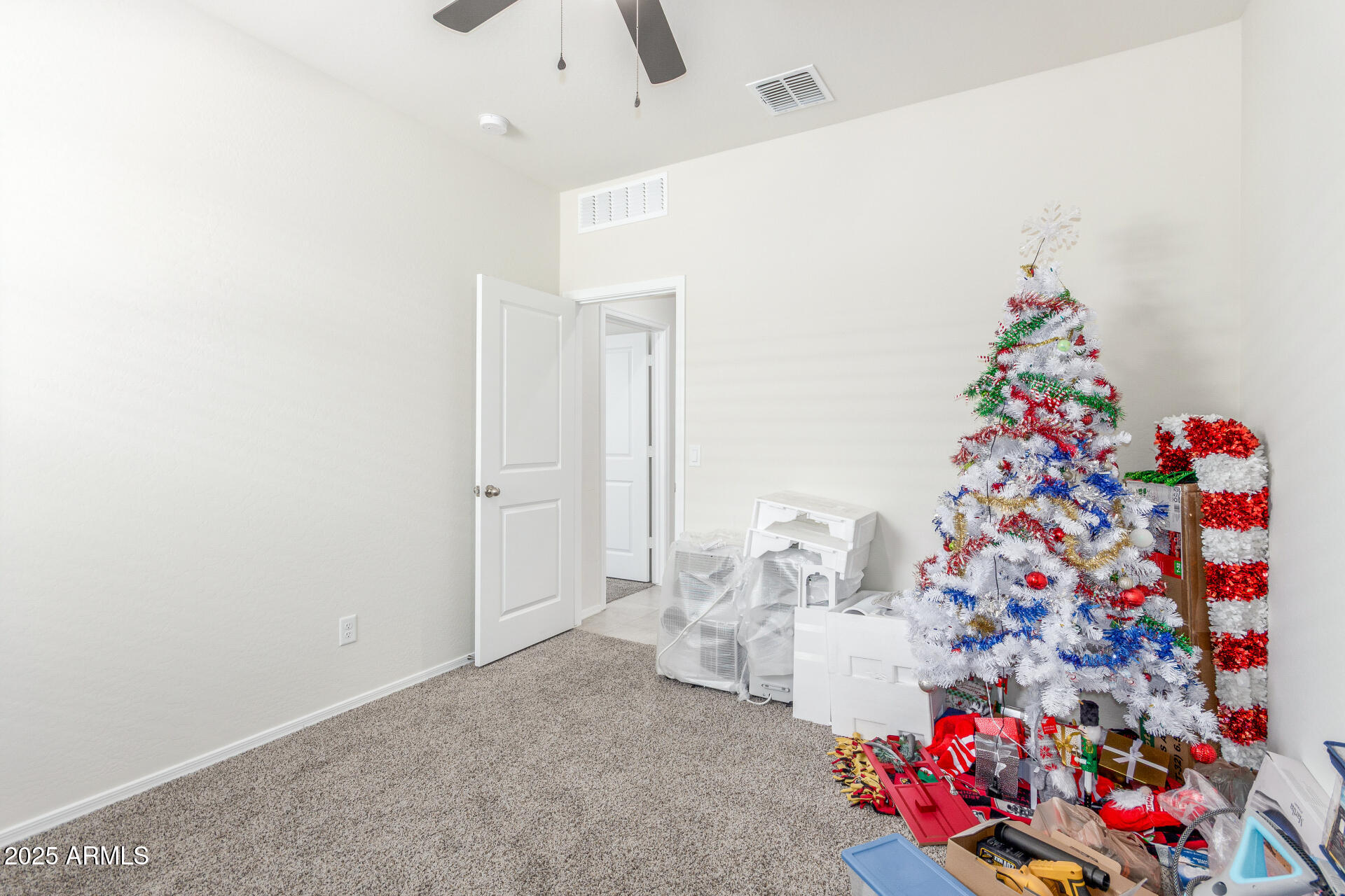 1160 W AVALON CANYON Drive