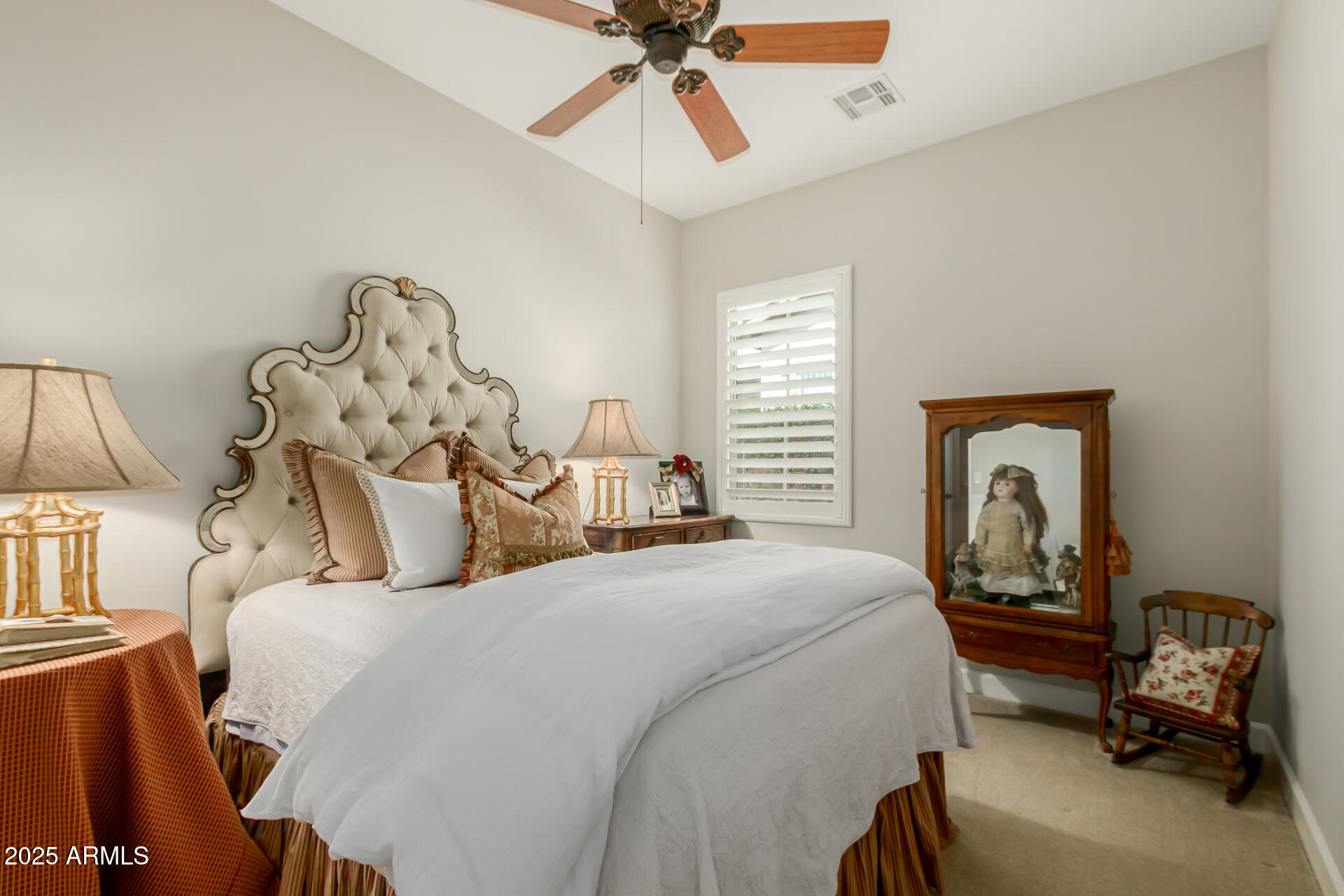 2960 E Sunrise Place