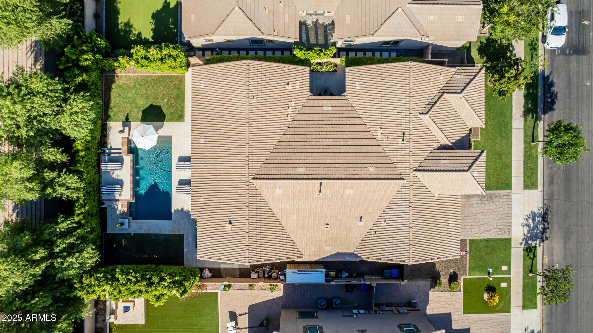 2960 E Sunrise Place