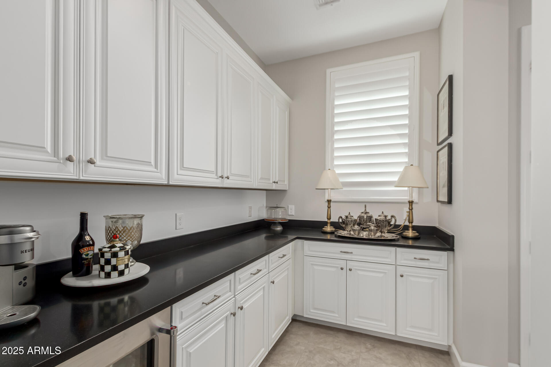 2960 E Sunrise Place