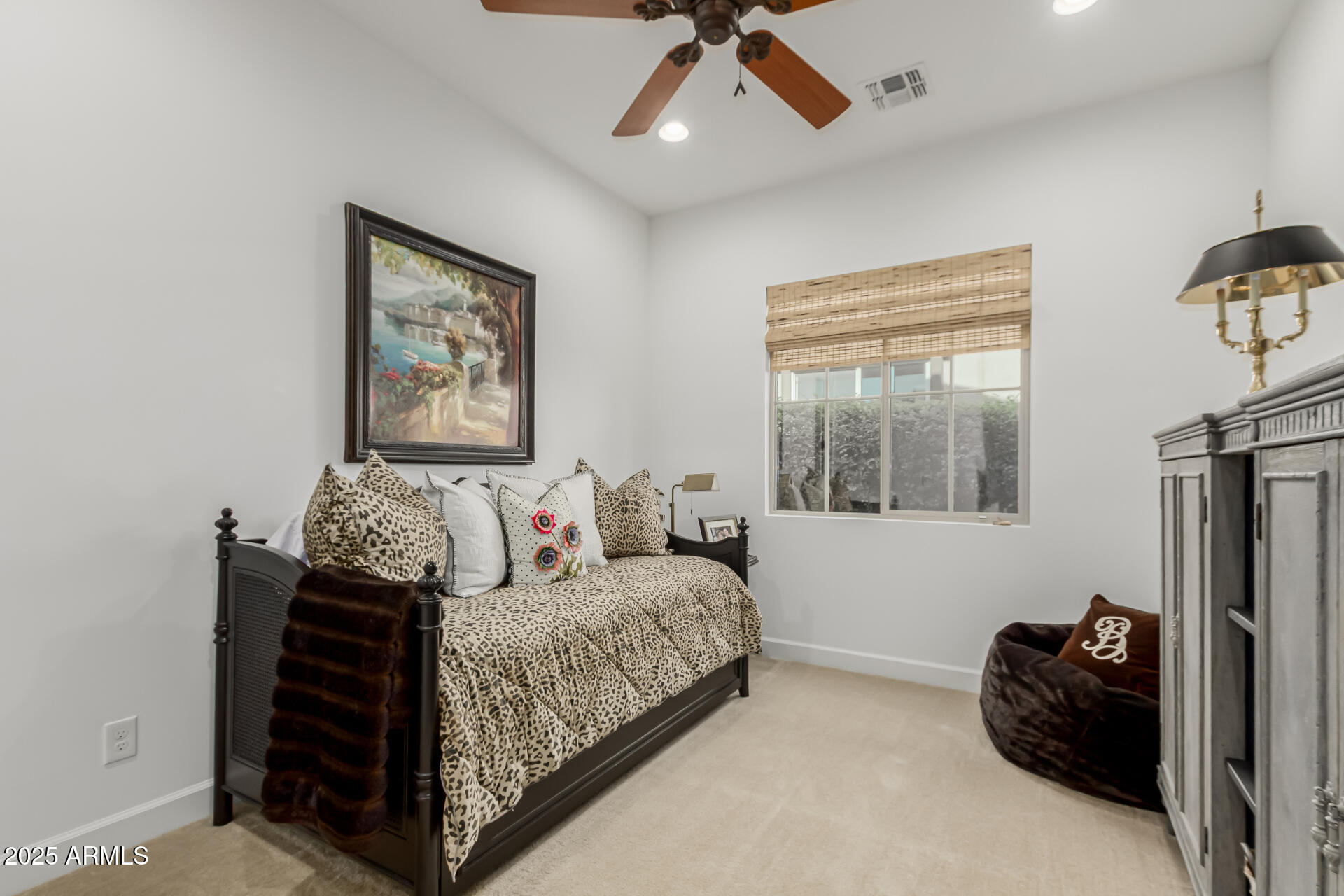 2960 E Sunrise Place