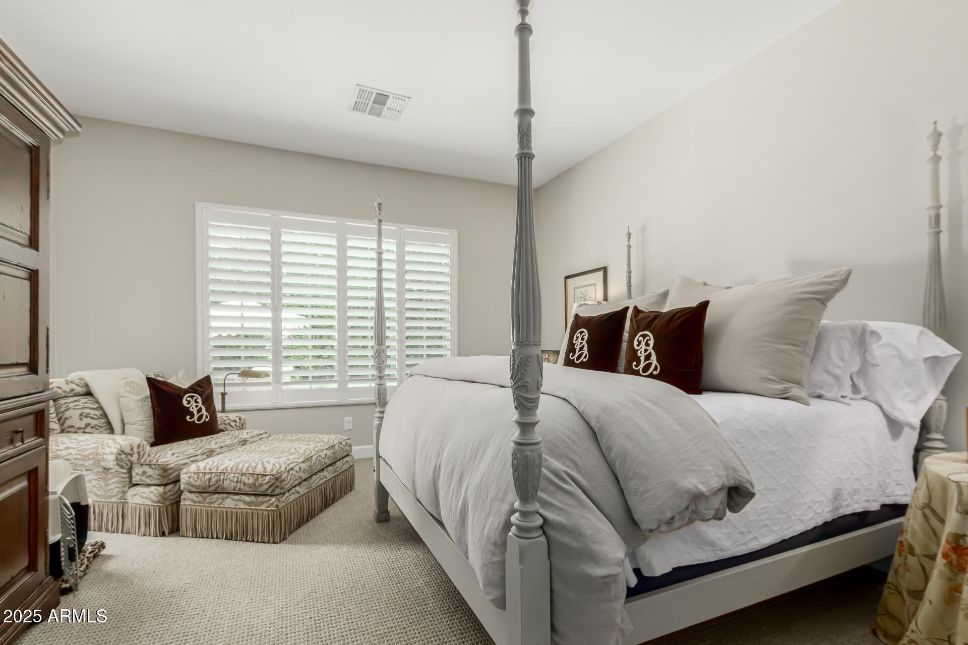 2960 E Sunrise Place