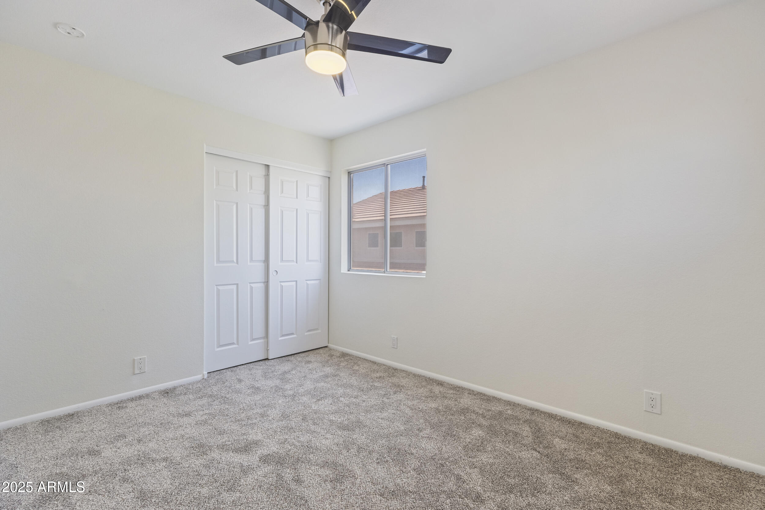 16633 S 28th Place