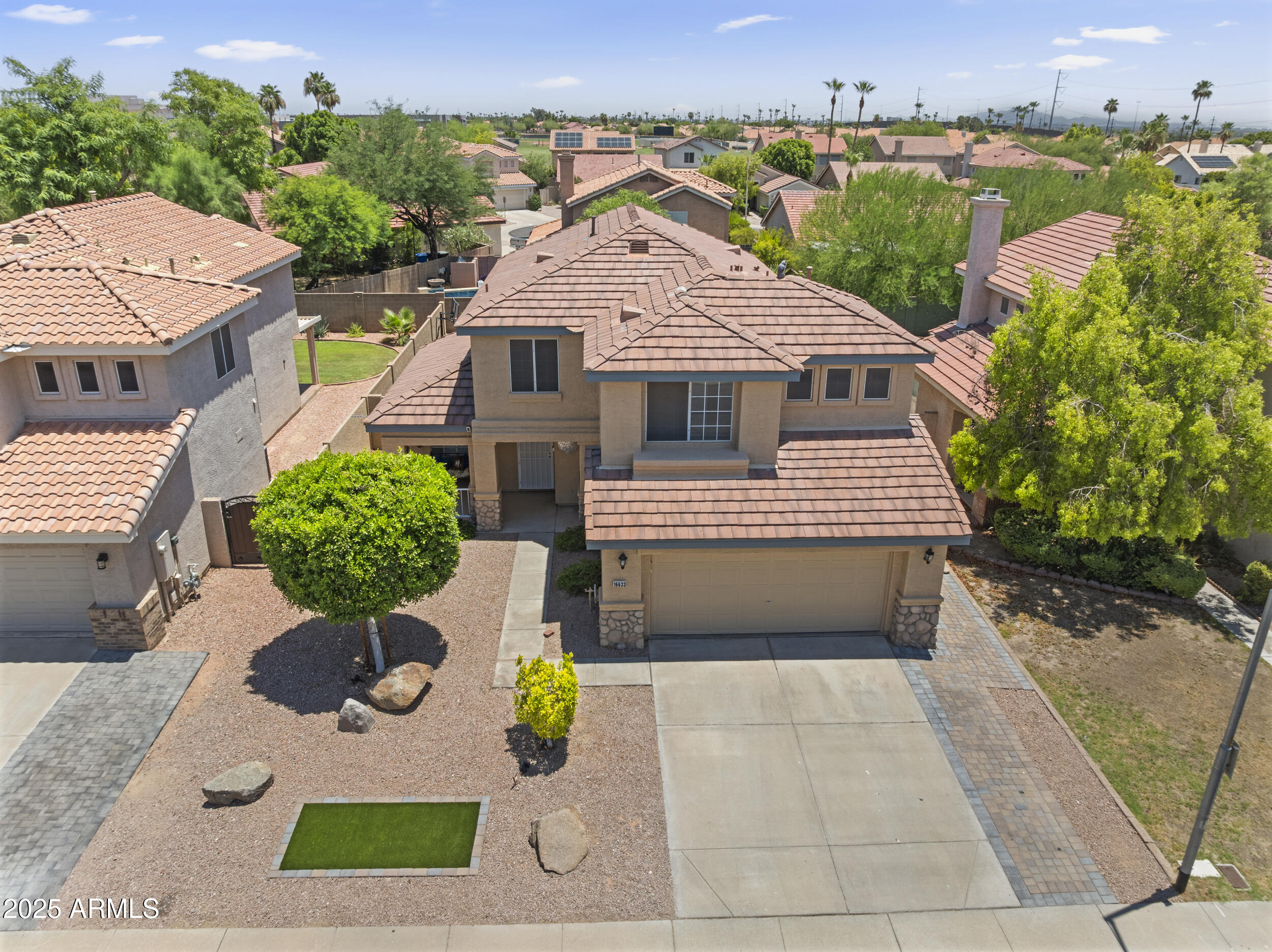 16633 S 28th Place