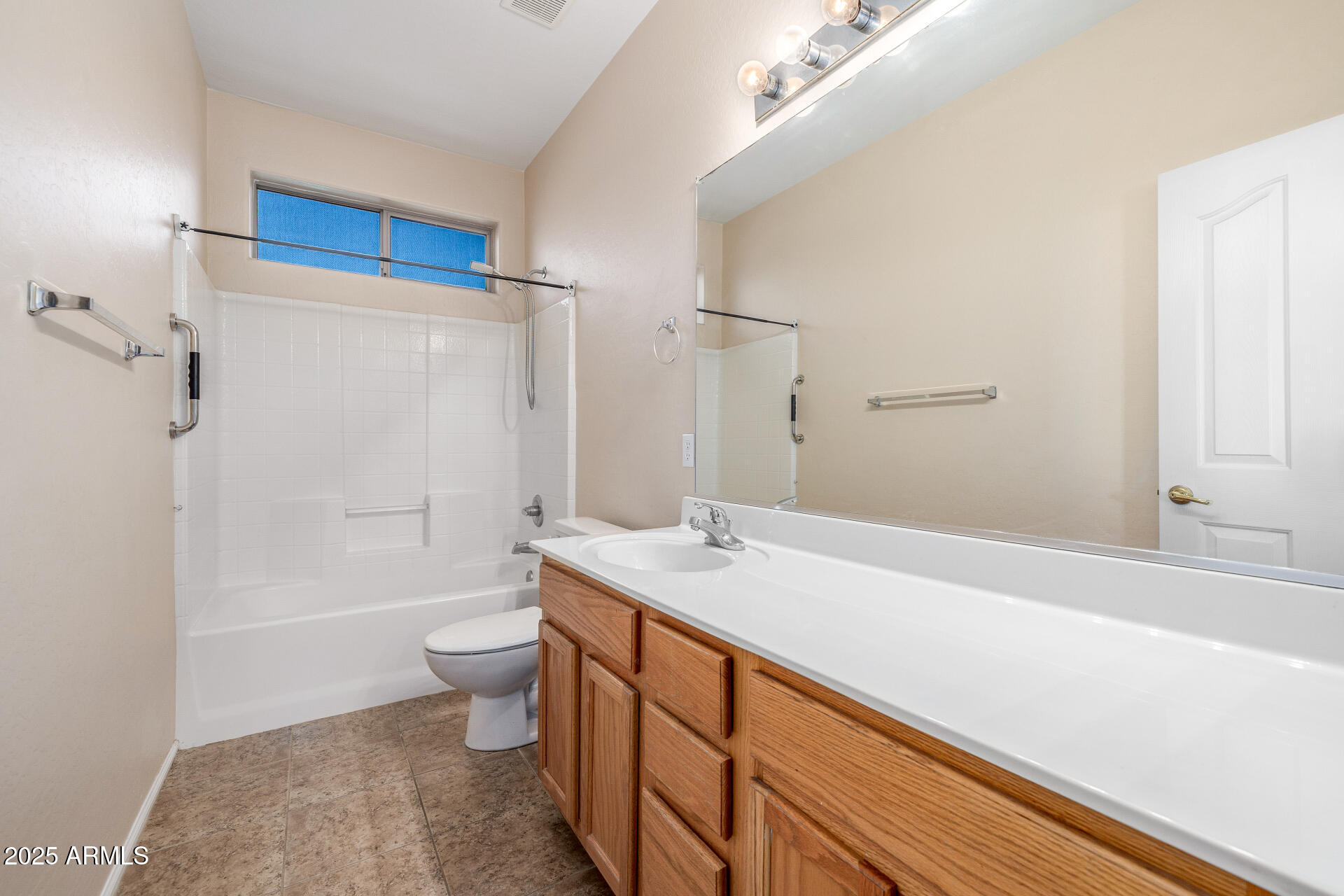 2360 W GOLDMINE MOUNTAIN Drive