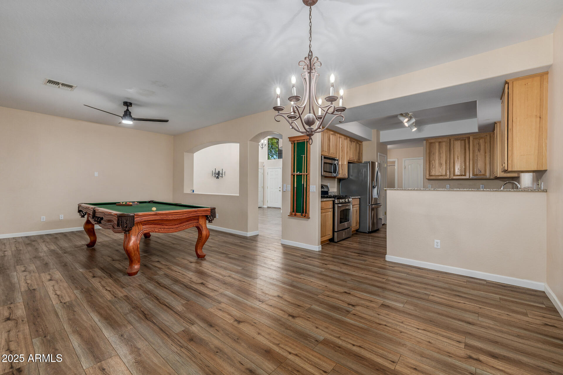 2360 W GOLDMINE MOUNTAIN Drive