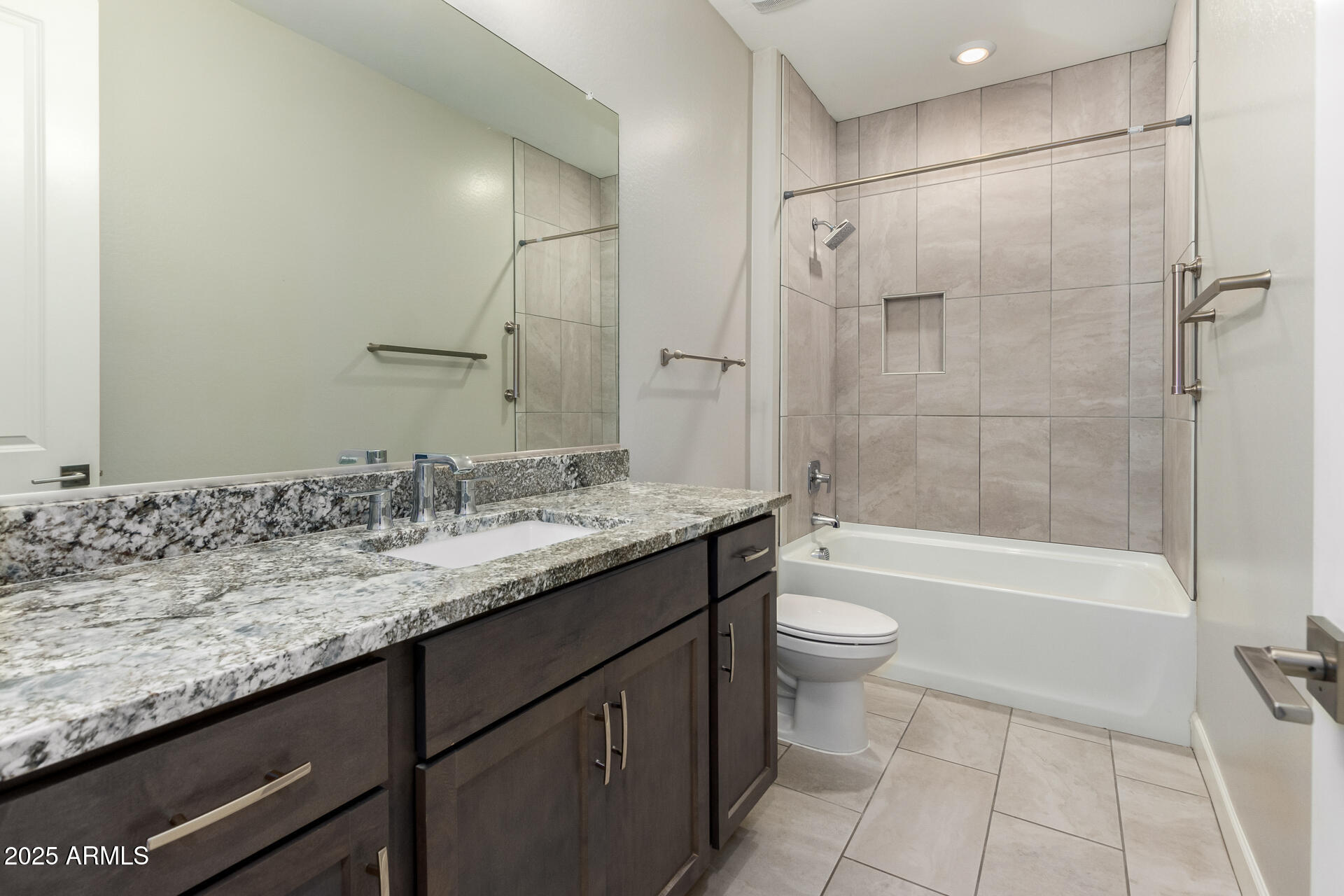 18322 W LONG LAKE Road