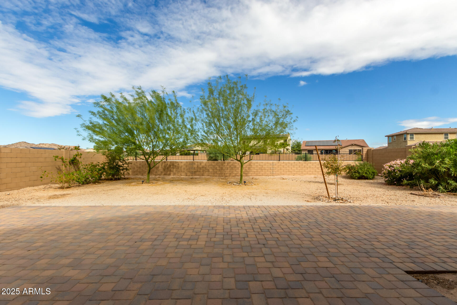 18322 W LONG LAKE Road