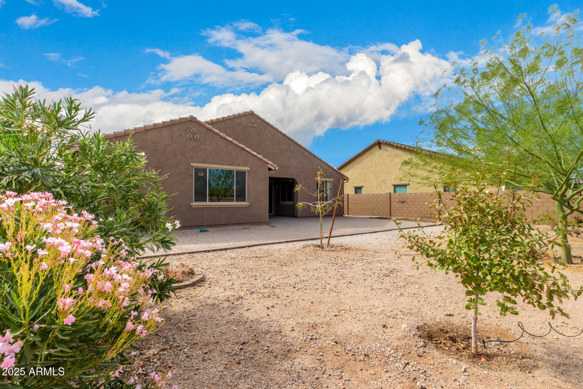 18322 W LONG LAKE Road