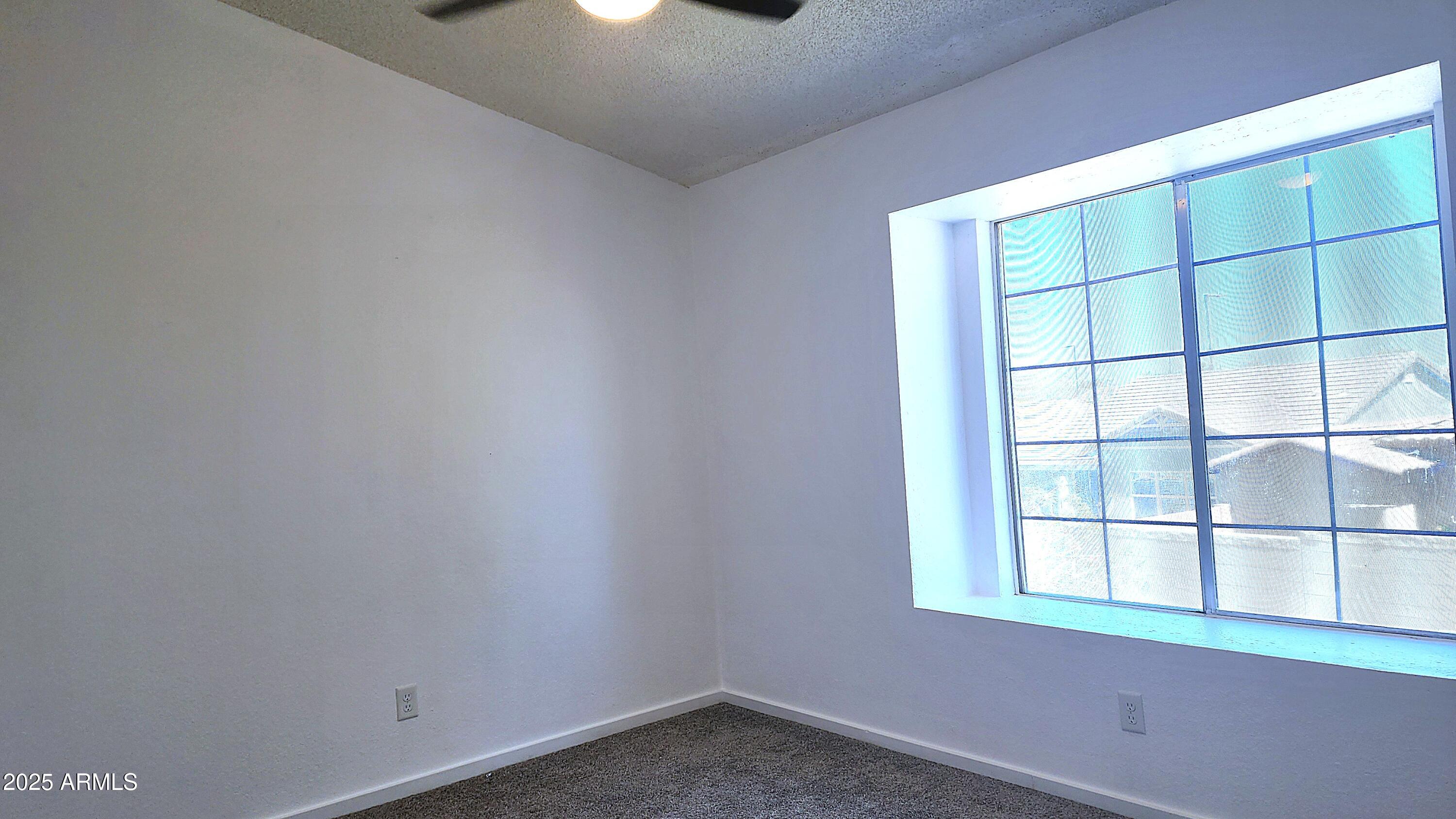 860 N MCQUEEN Road, 1038