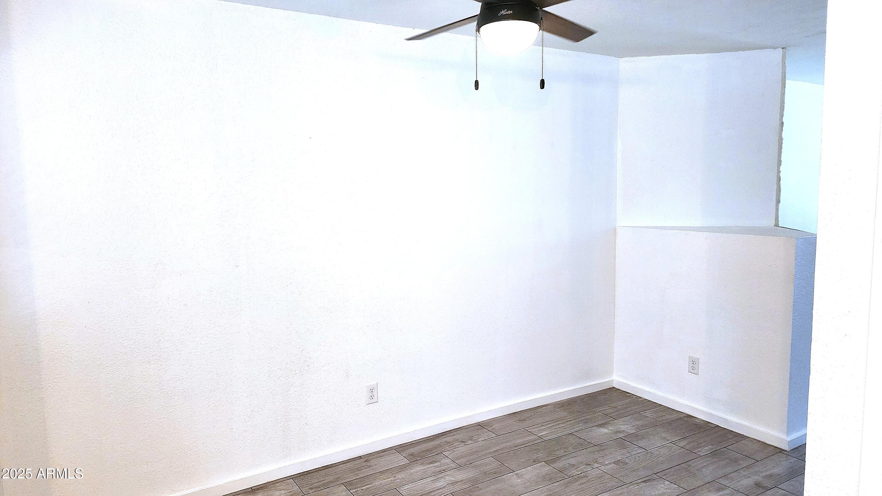 860 N MCQUEEN Road, 1038