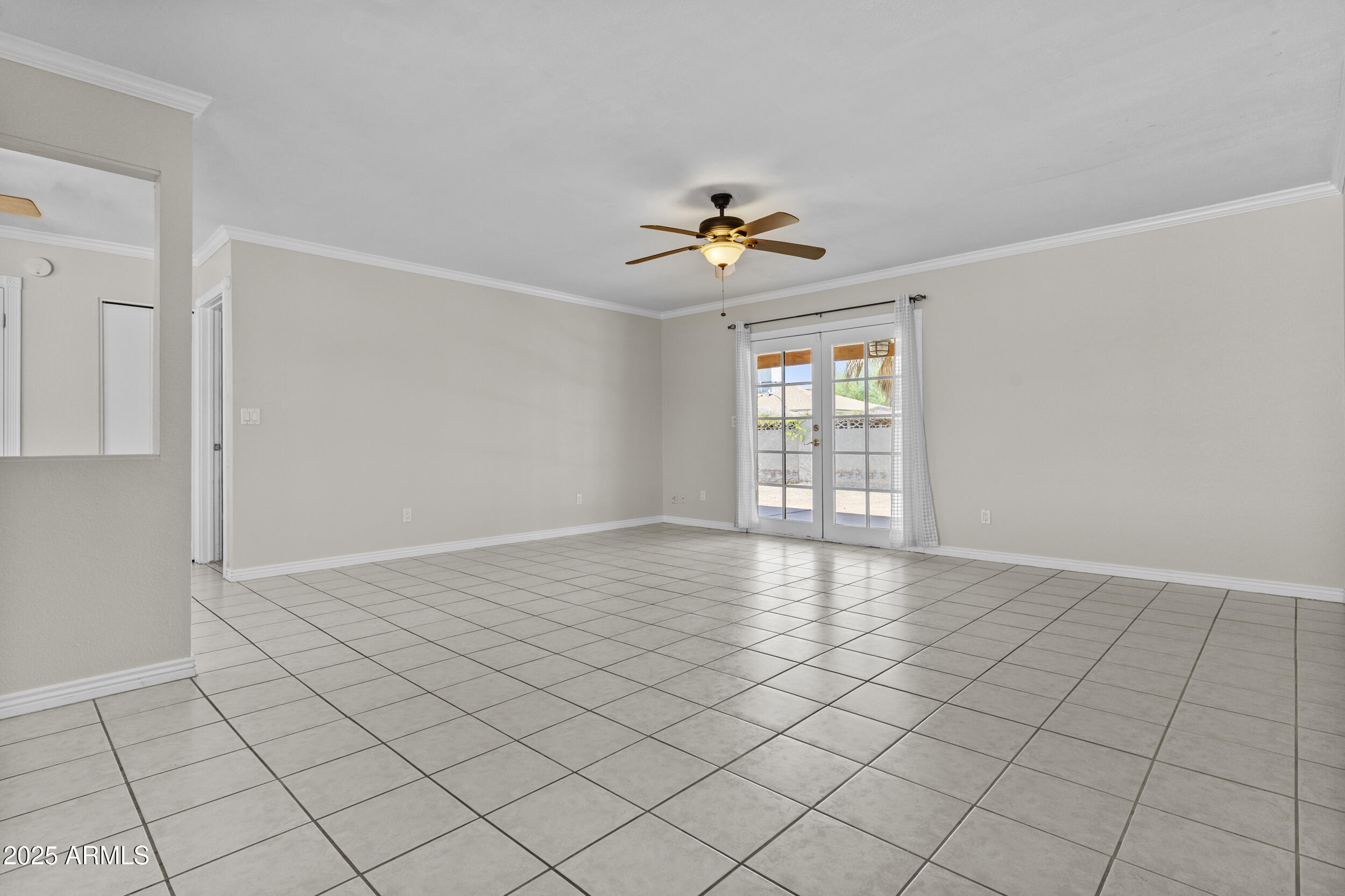 2220 W SEQUOIA Drive