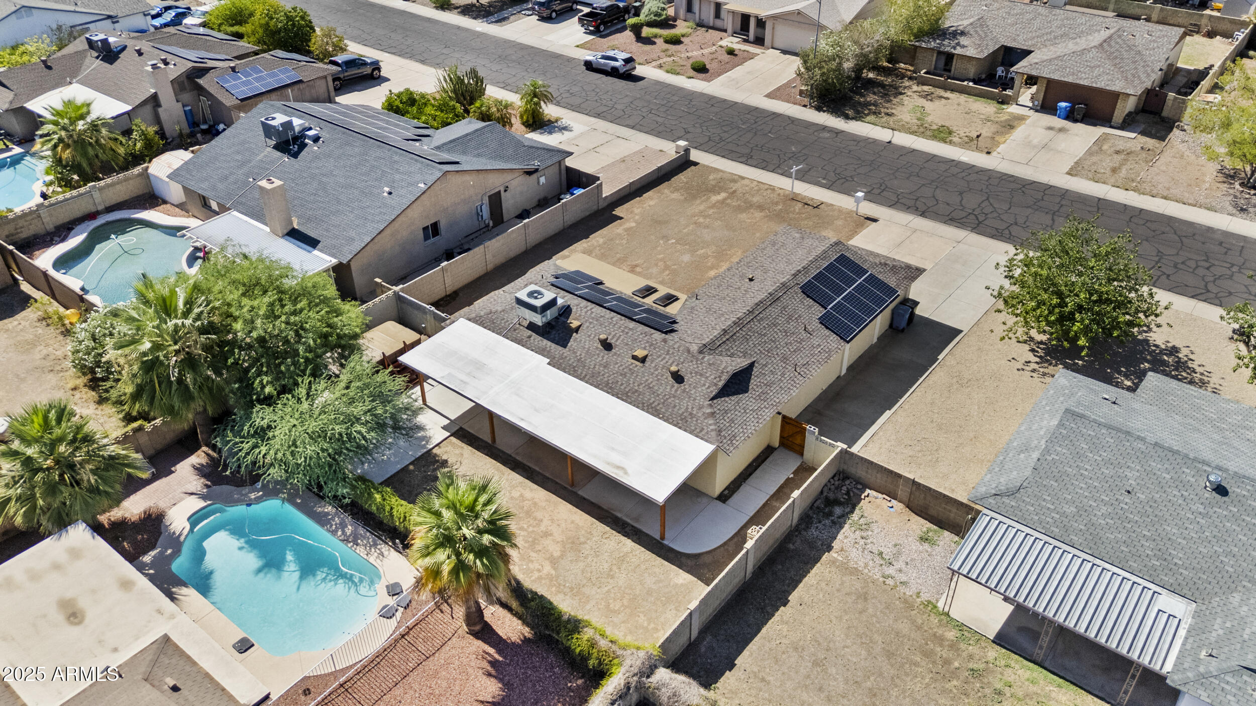 2220 W SEQUOIA Drive