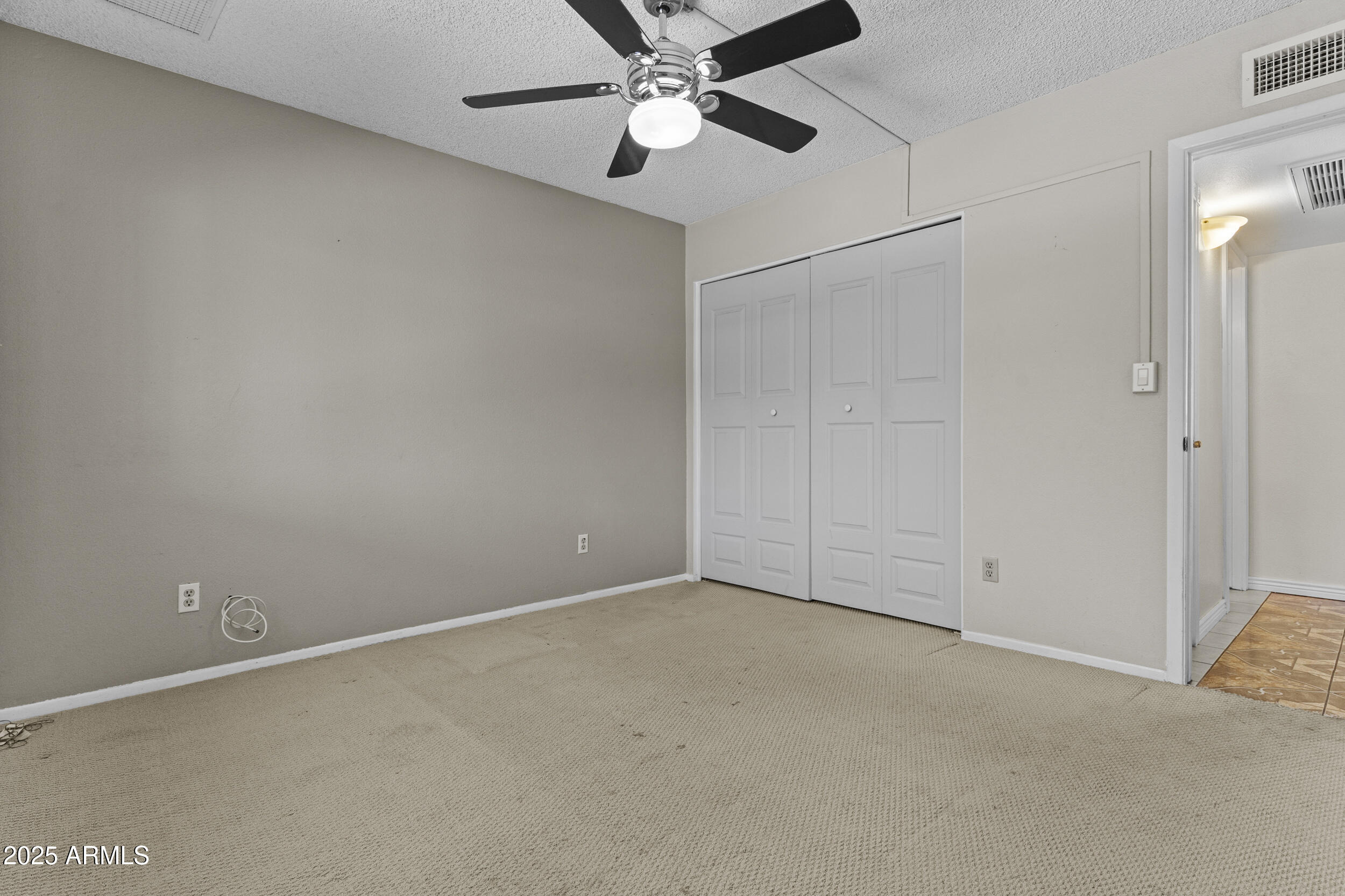 2220 W SEQUOIA Drive