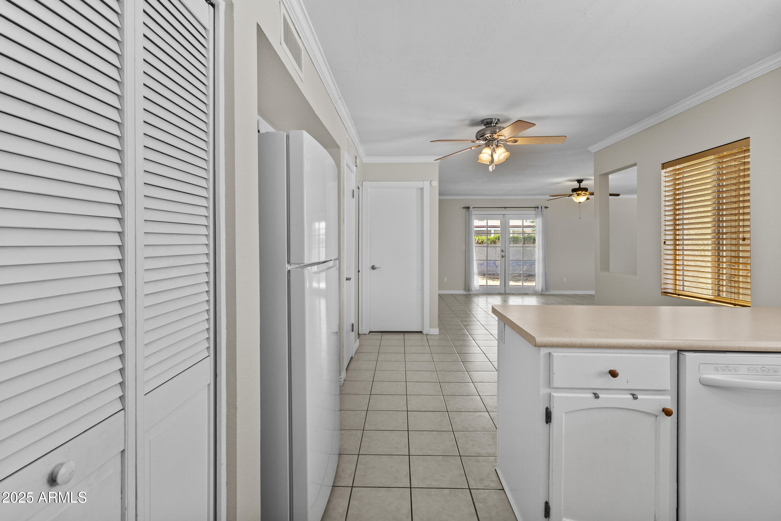 2220 W SEQUOIA Drive