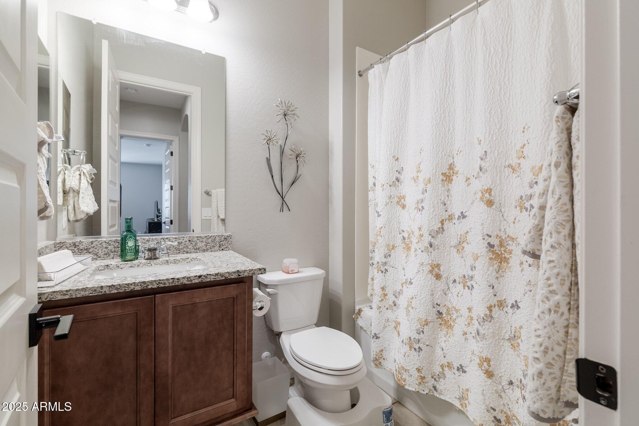 2975 W THREE MILE Drive