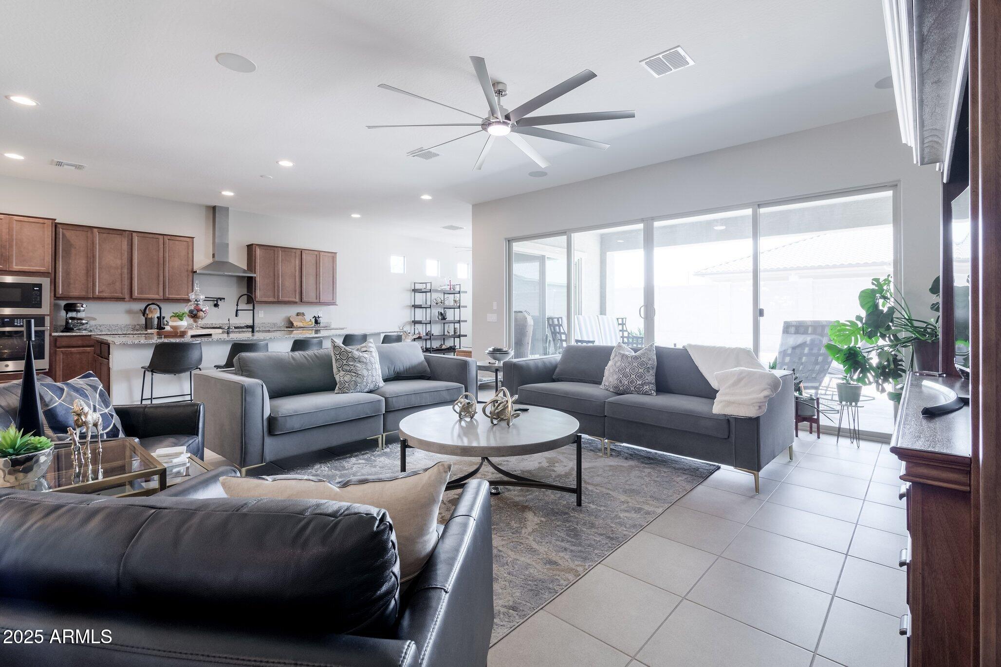 2975 W THREE MILE Drive