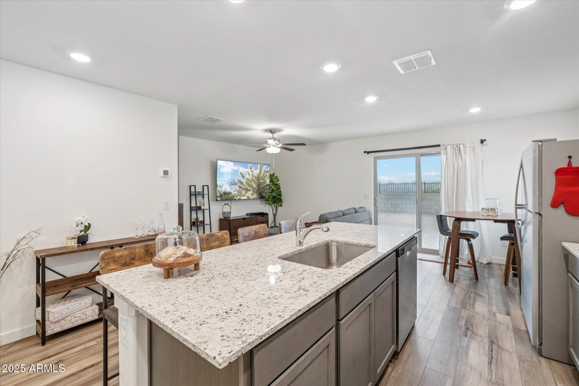 607 S WEST VIRGINIA Avenue