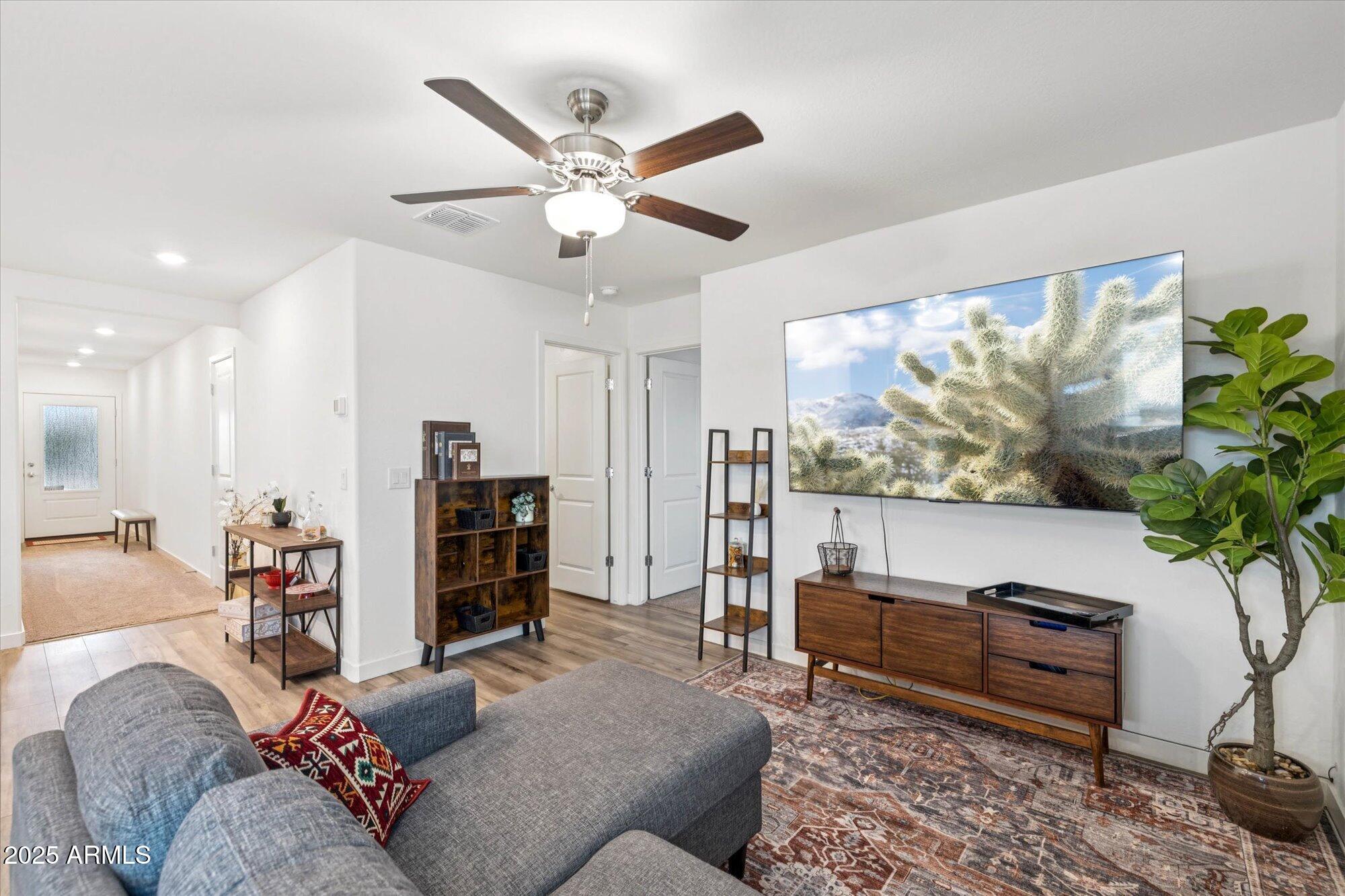 607 S WEST VIRGINIA Avenue