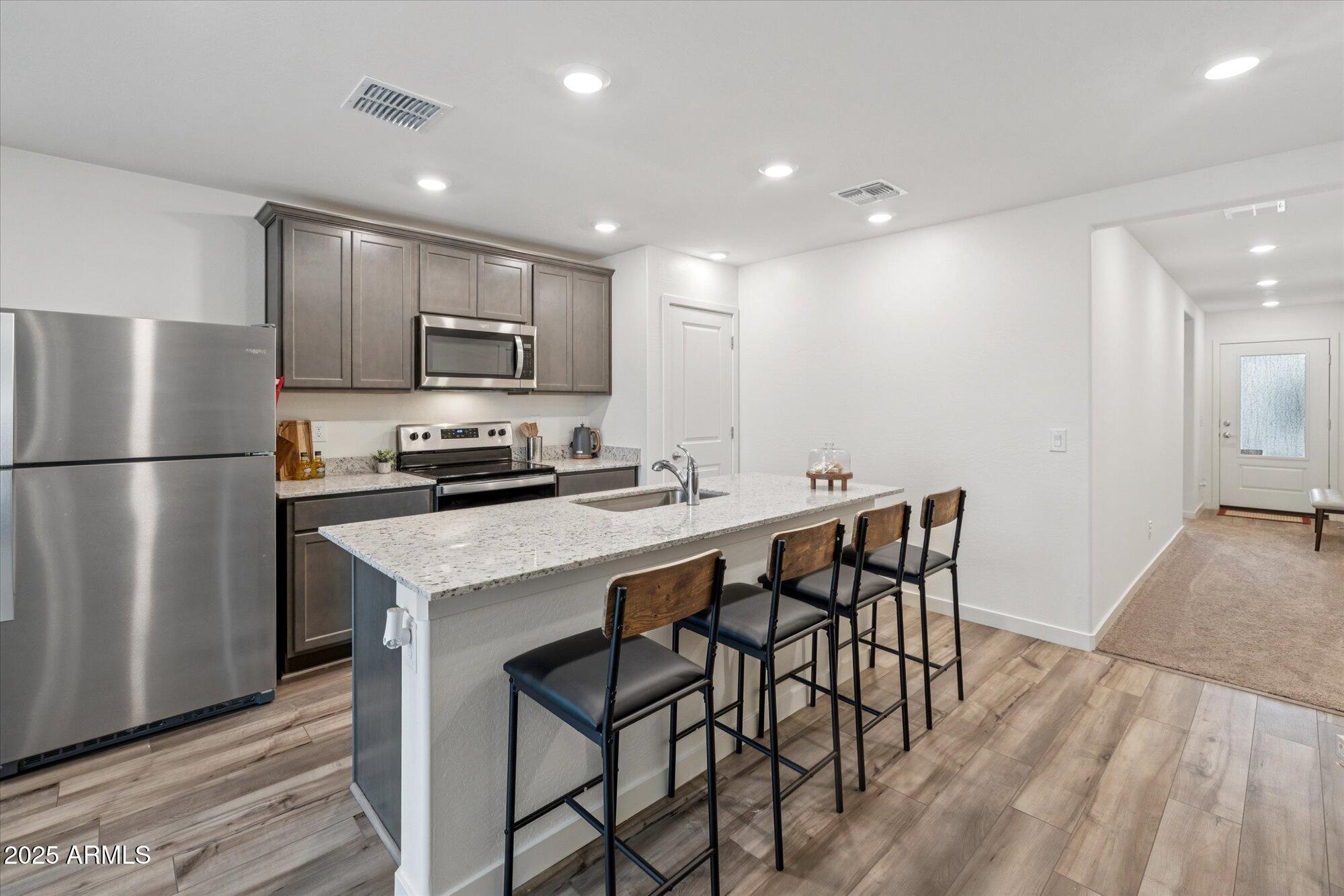 607 S WEST VIRGINIA Avenue