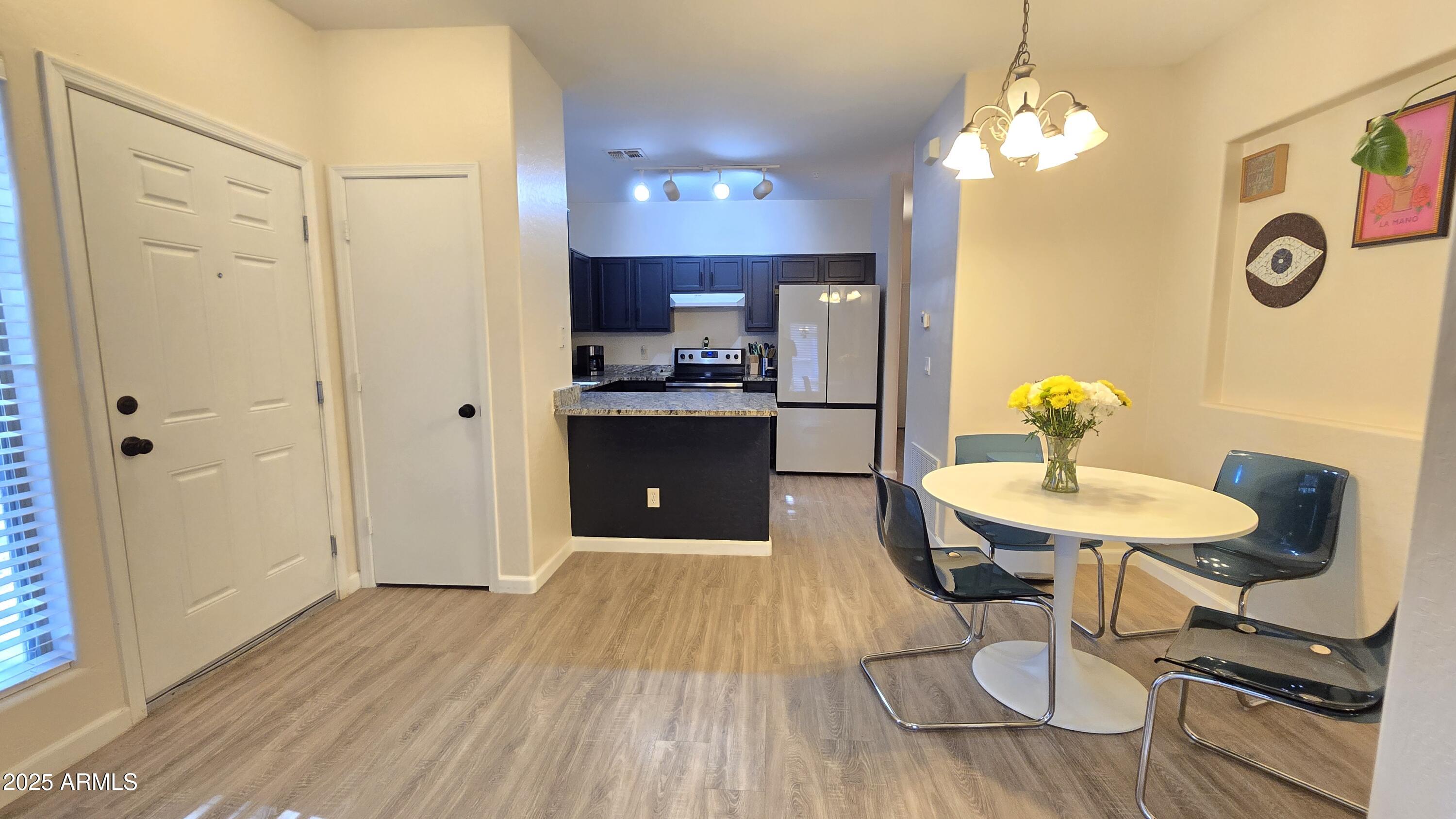 2831 E SOUTHERN Avenue, 140