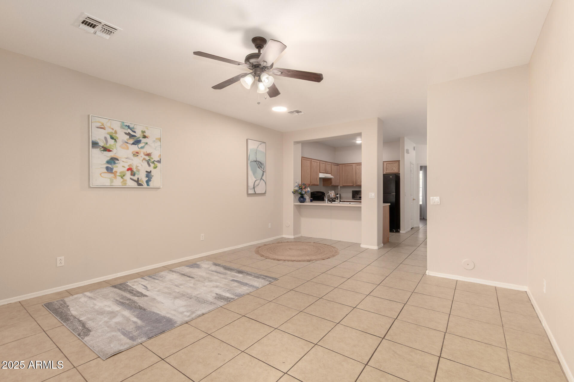 1961 N HARTFORD Street, 1212