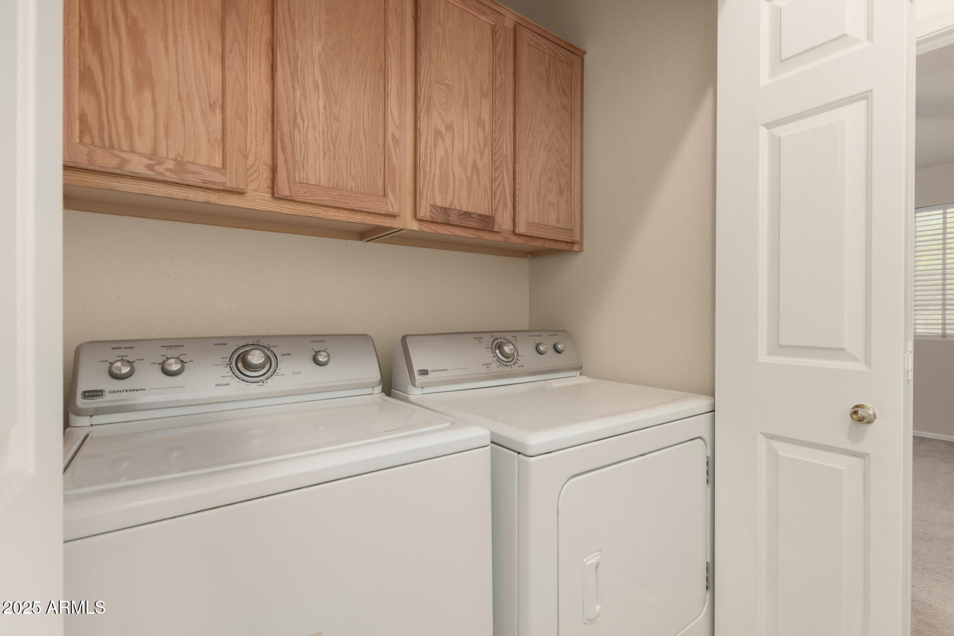 1961 N HARTFORD Street, 1212