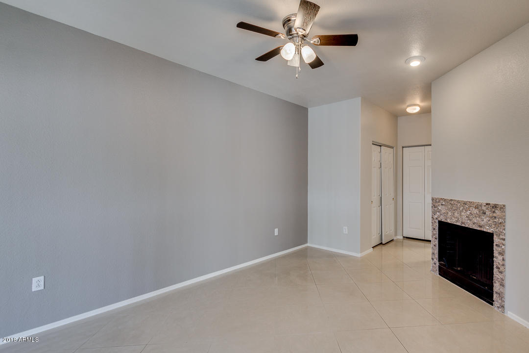 3236 E CHANDLER Boulevard, 1073