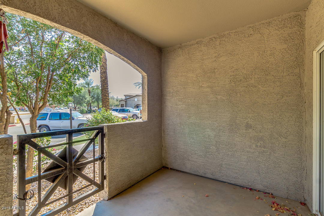 3236 E CHANDLER Boulevard, 1073