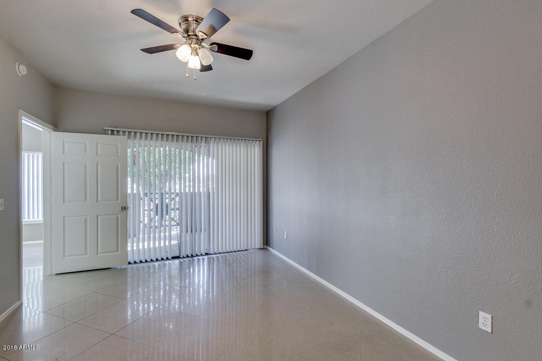 3236 E CHANDLER Boulevard, 1073